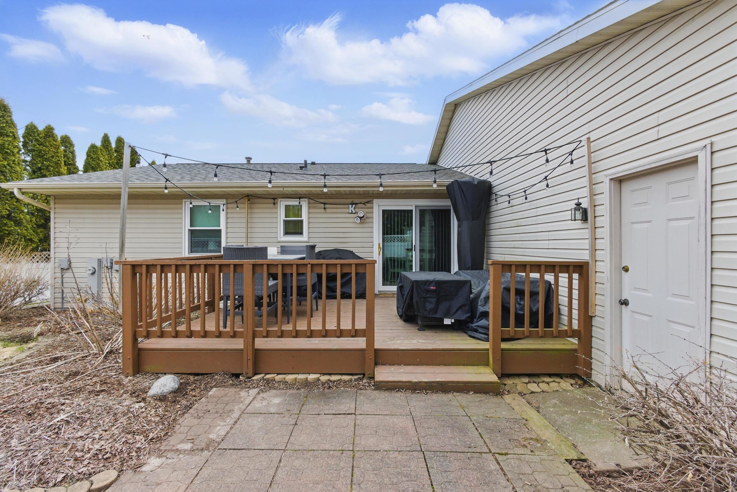 1225 Forestedge Drive