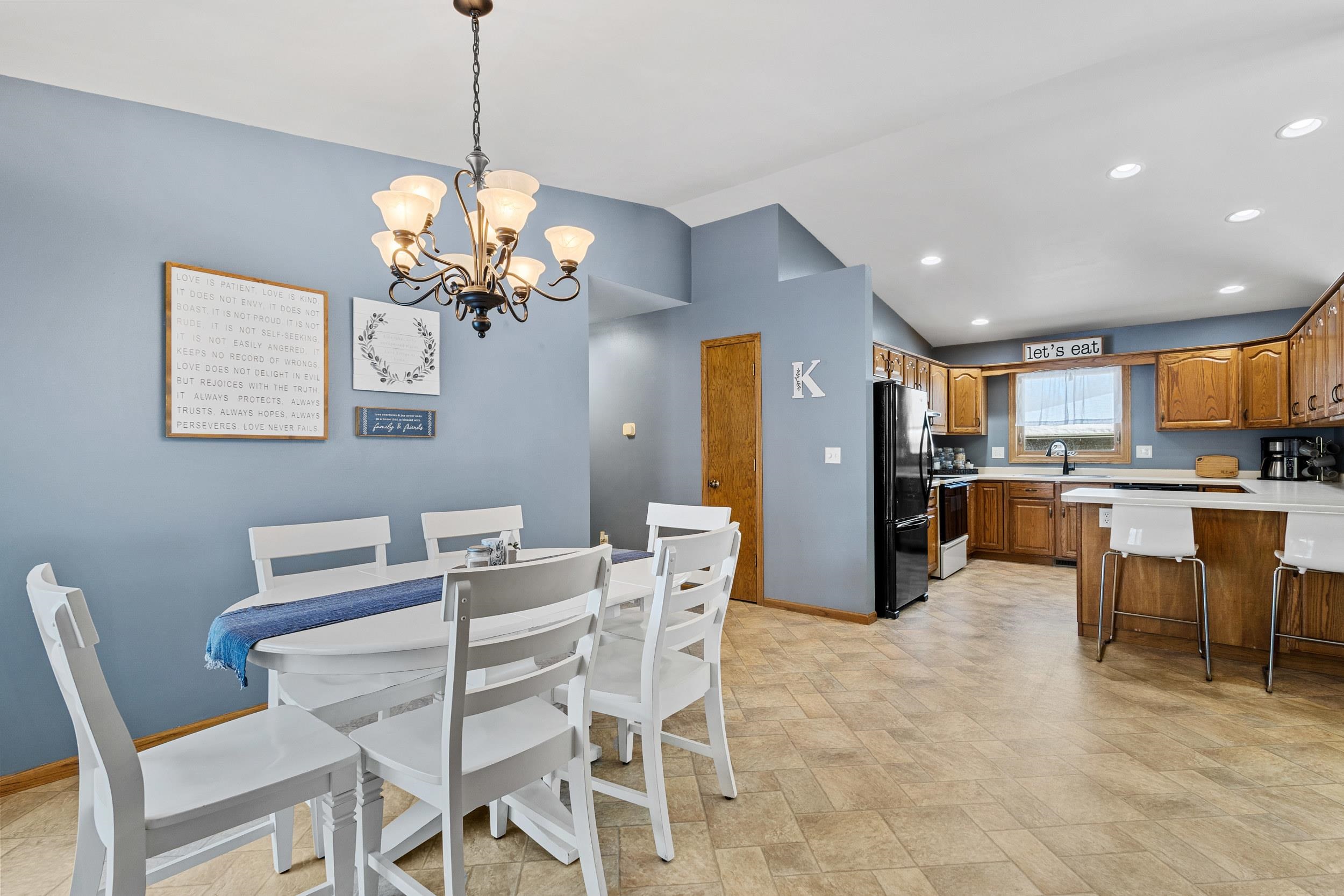1225 Forestedge Drive