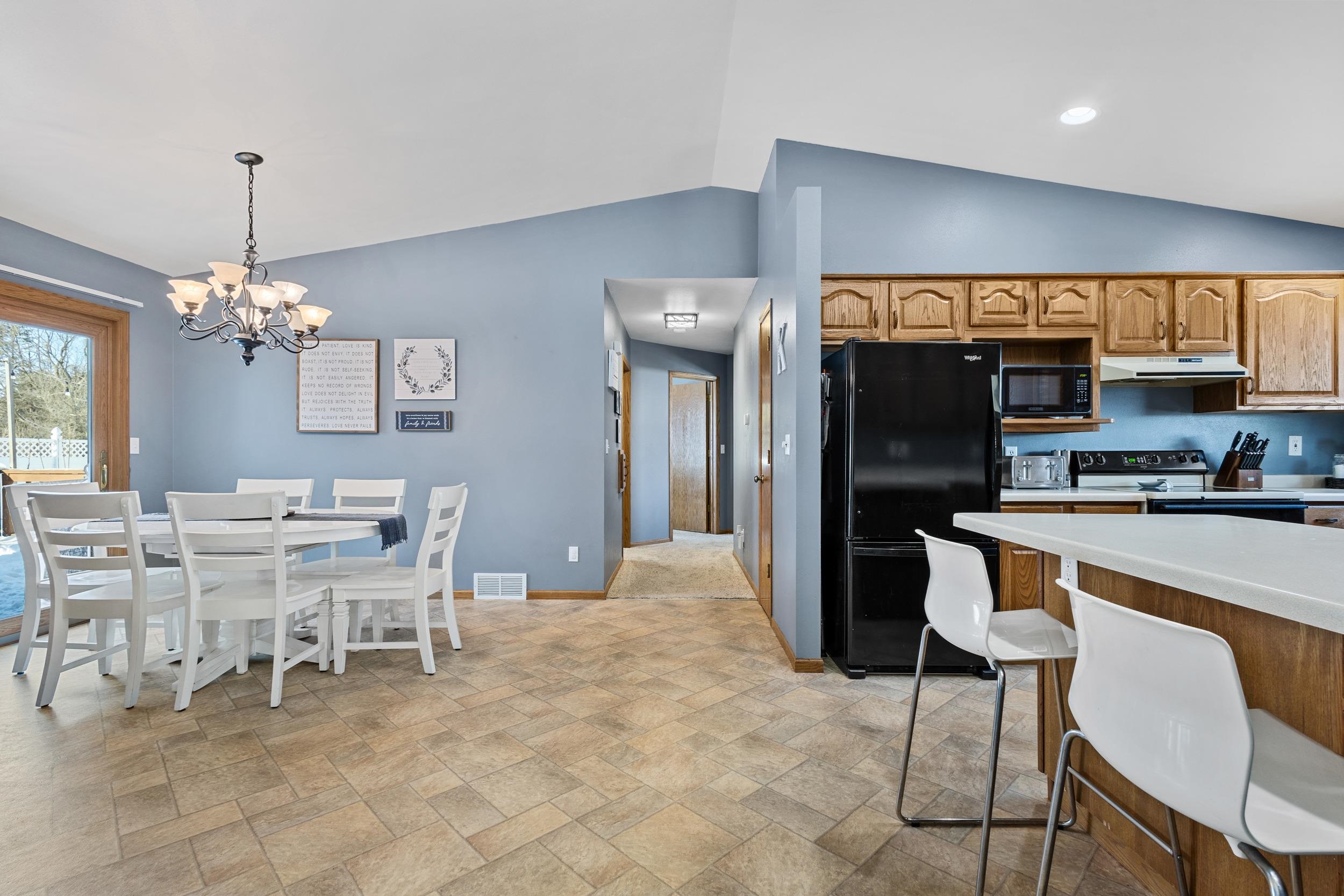 1225 Forestedge Drive