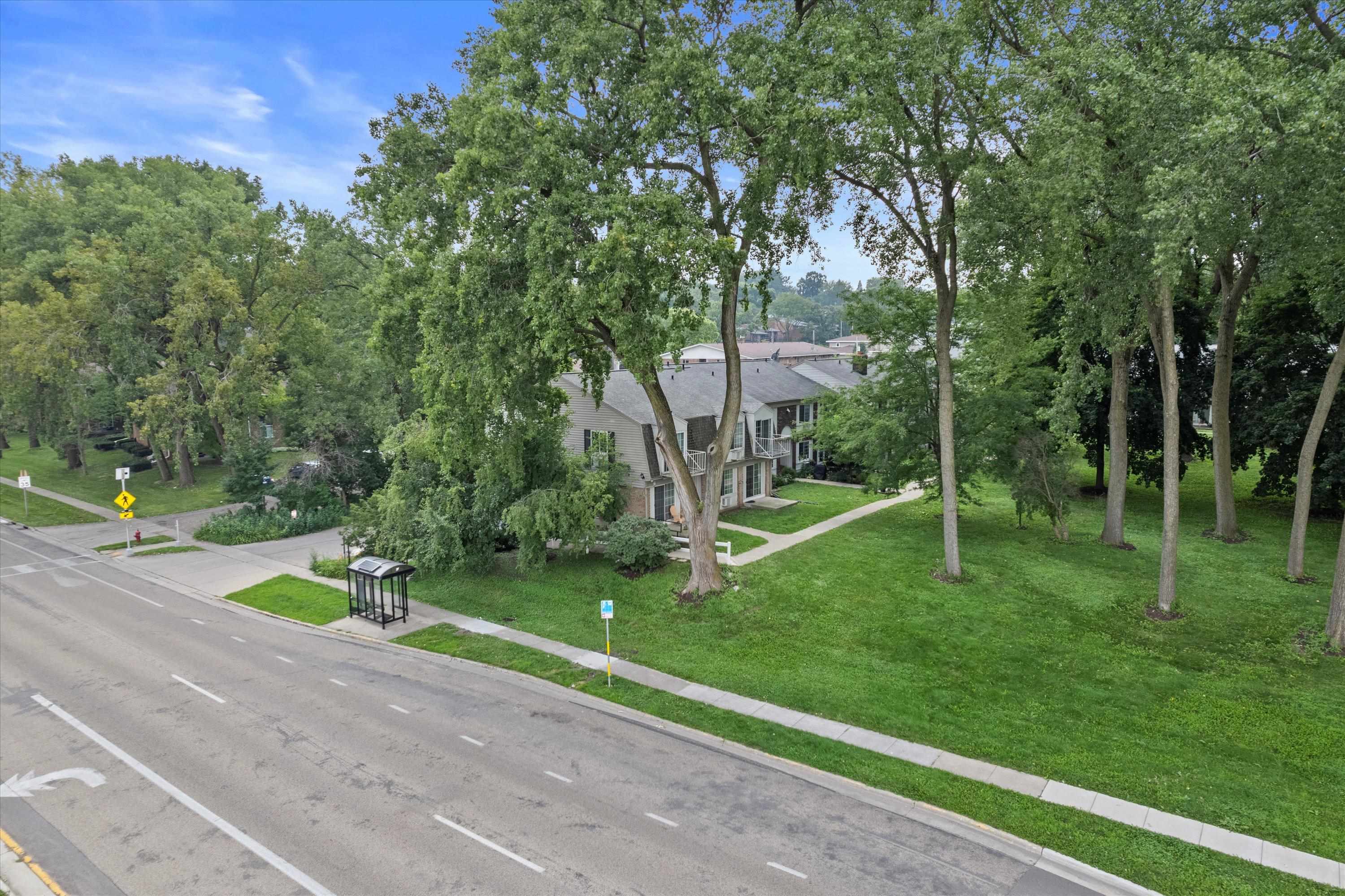 2124 Allen Boulevard 4