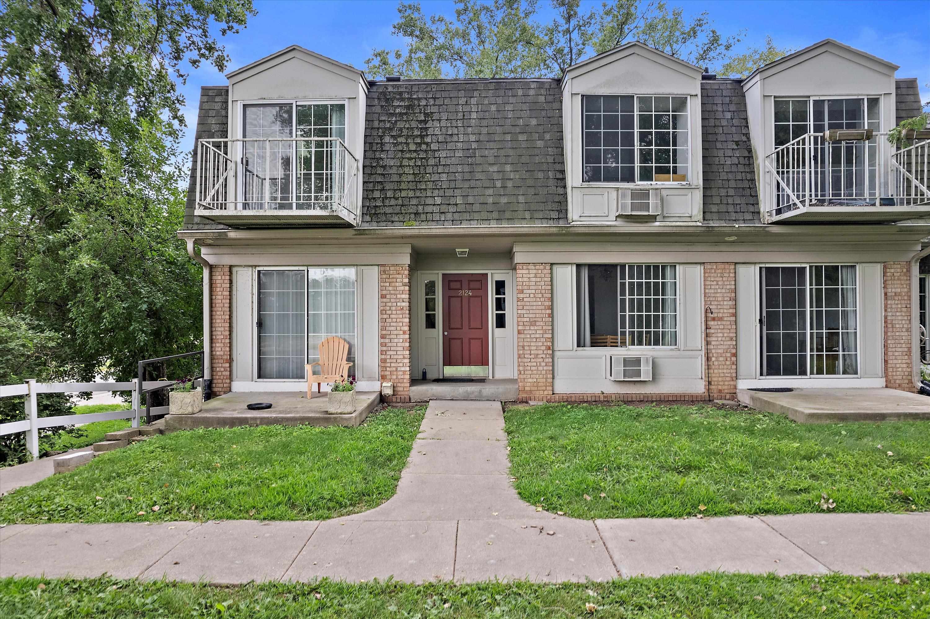 2124 Allen Boulevard 4