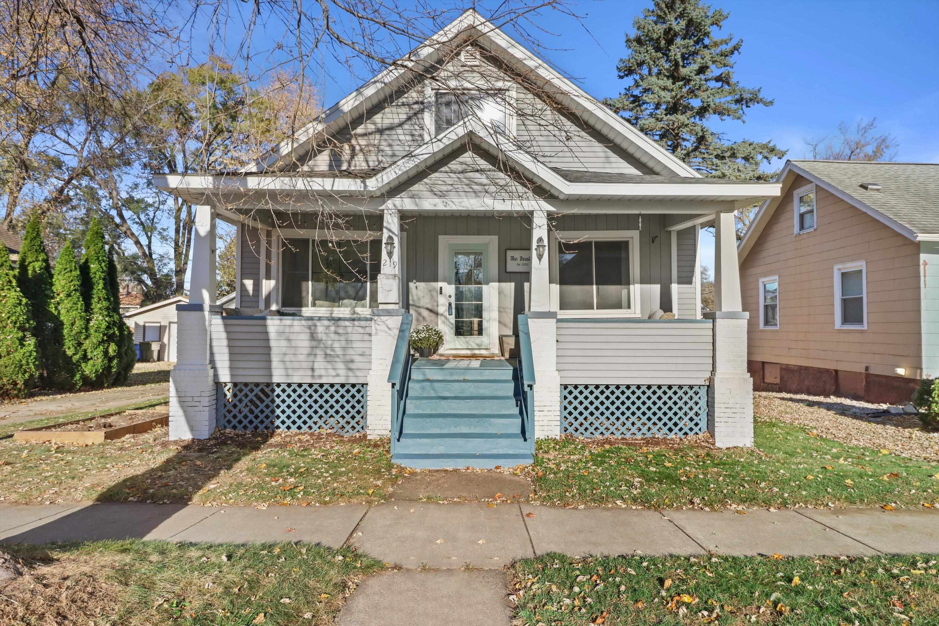 219 E Howard Street