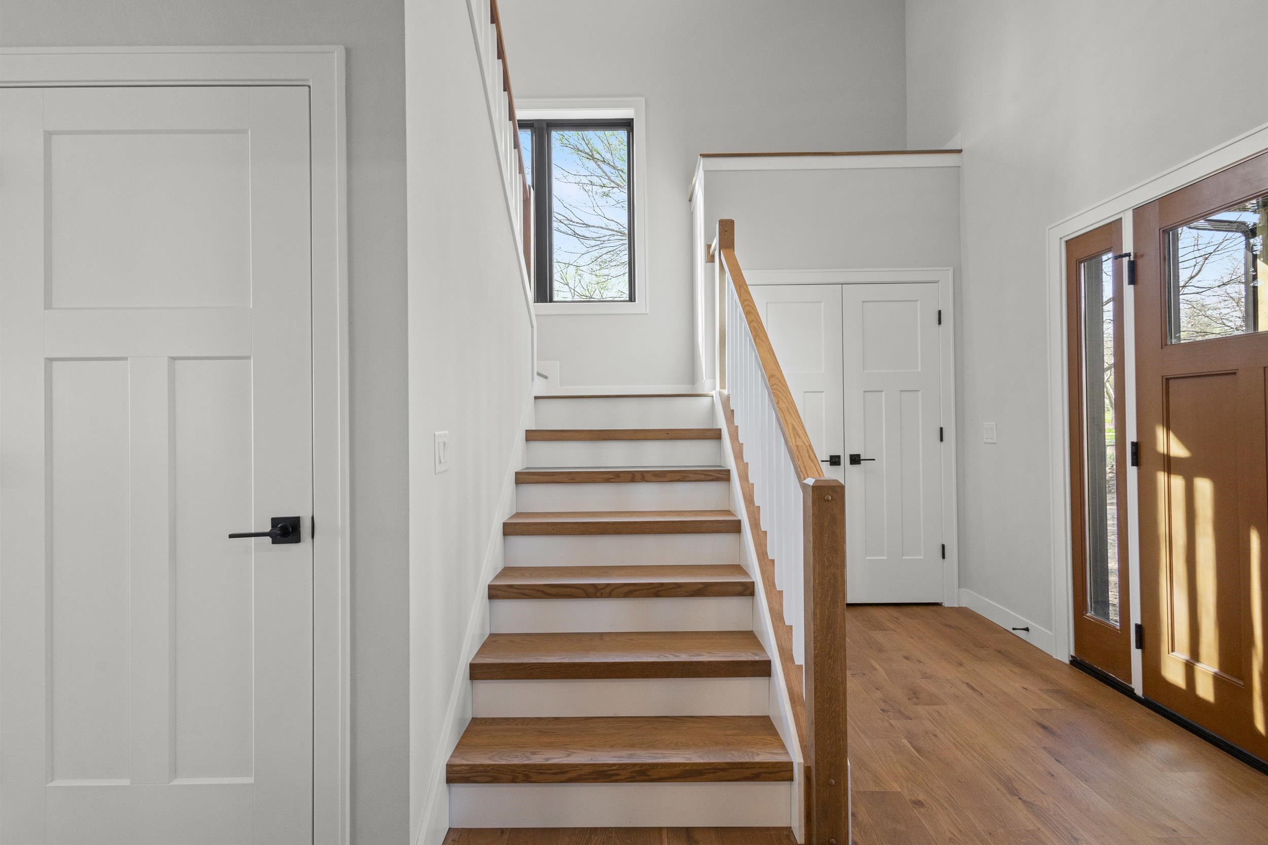 506 Interlake Drive