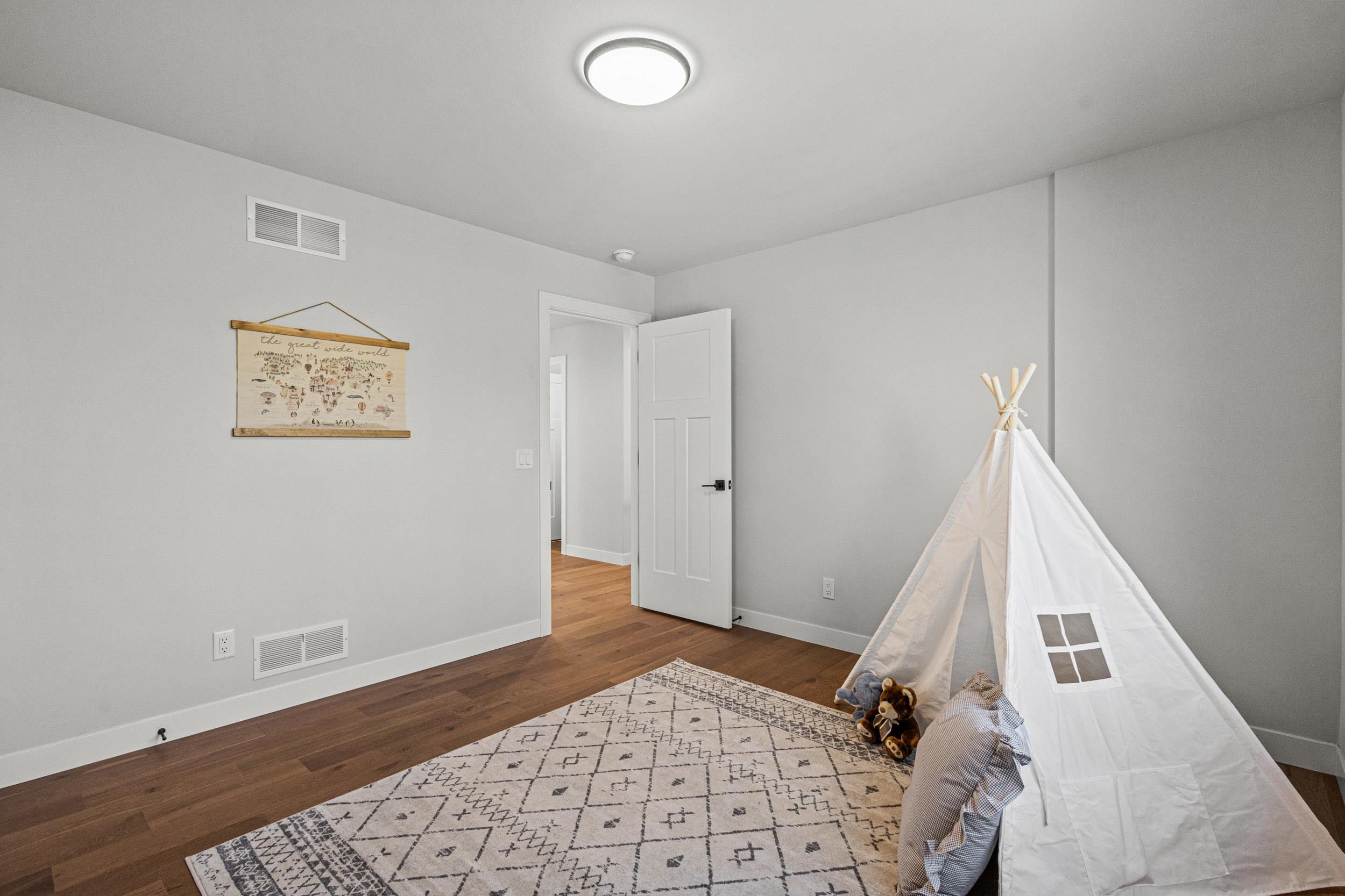506 Interlake Drive