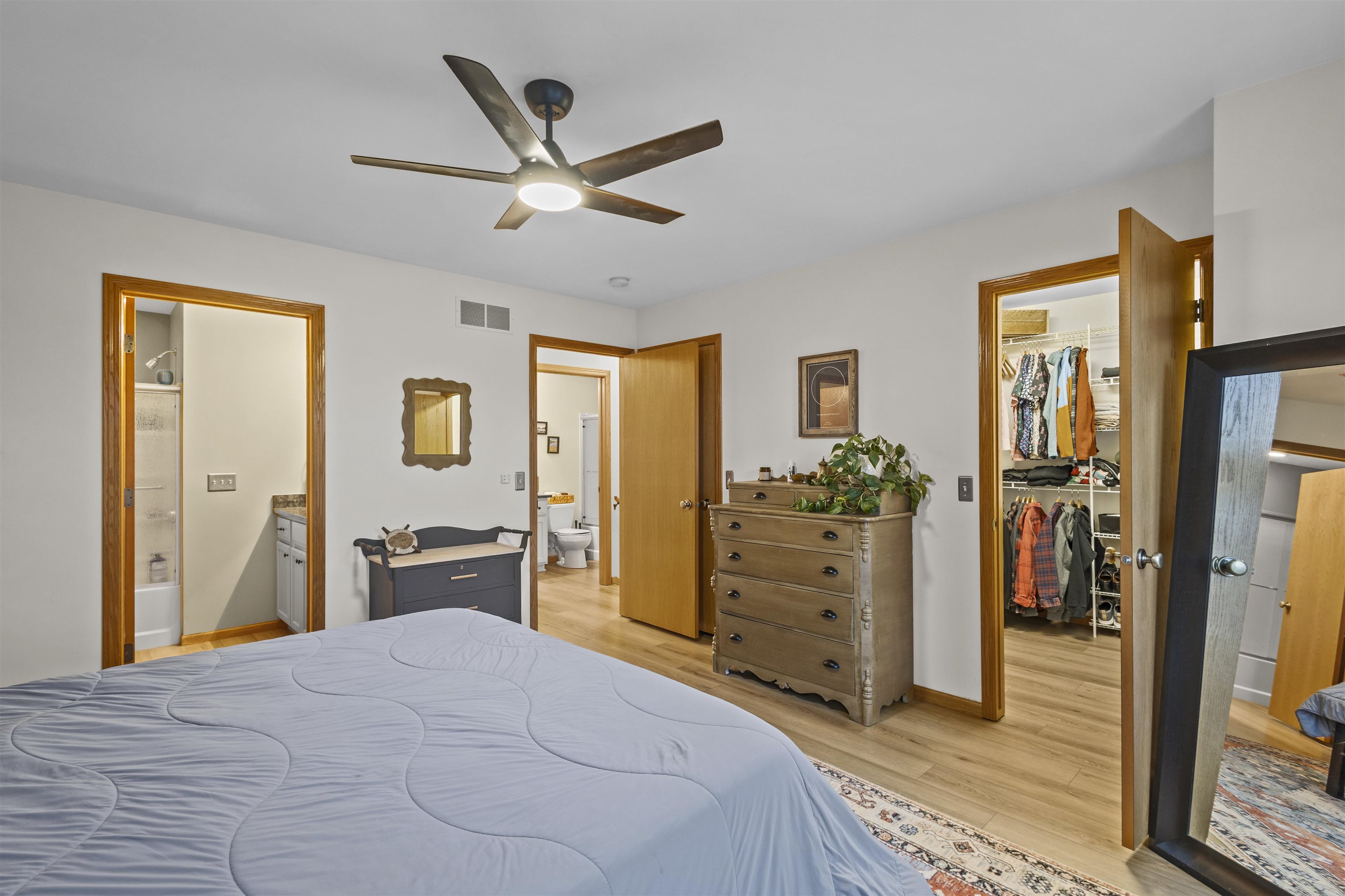 1482 Wild Iris Street