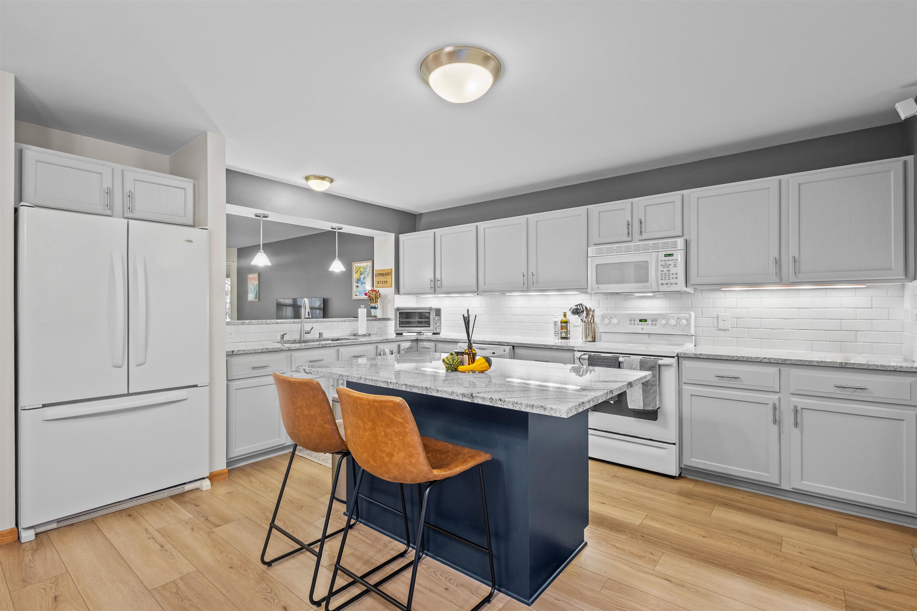 1482 Wild Iris Street