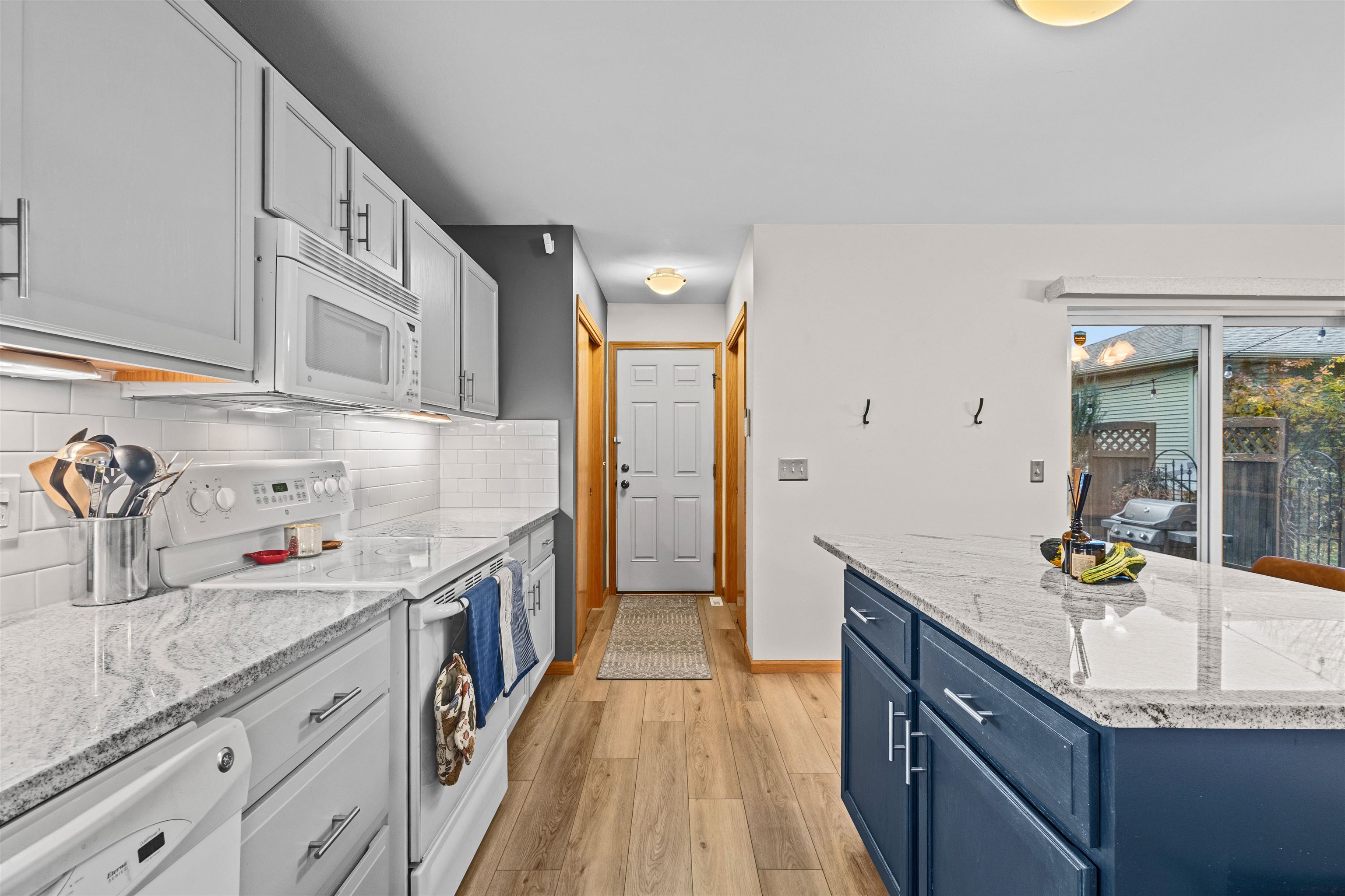 1482 Wild Iris Street