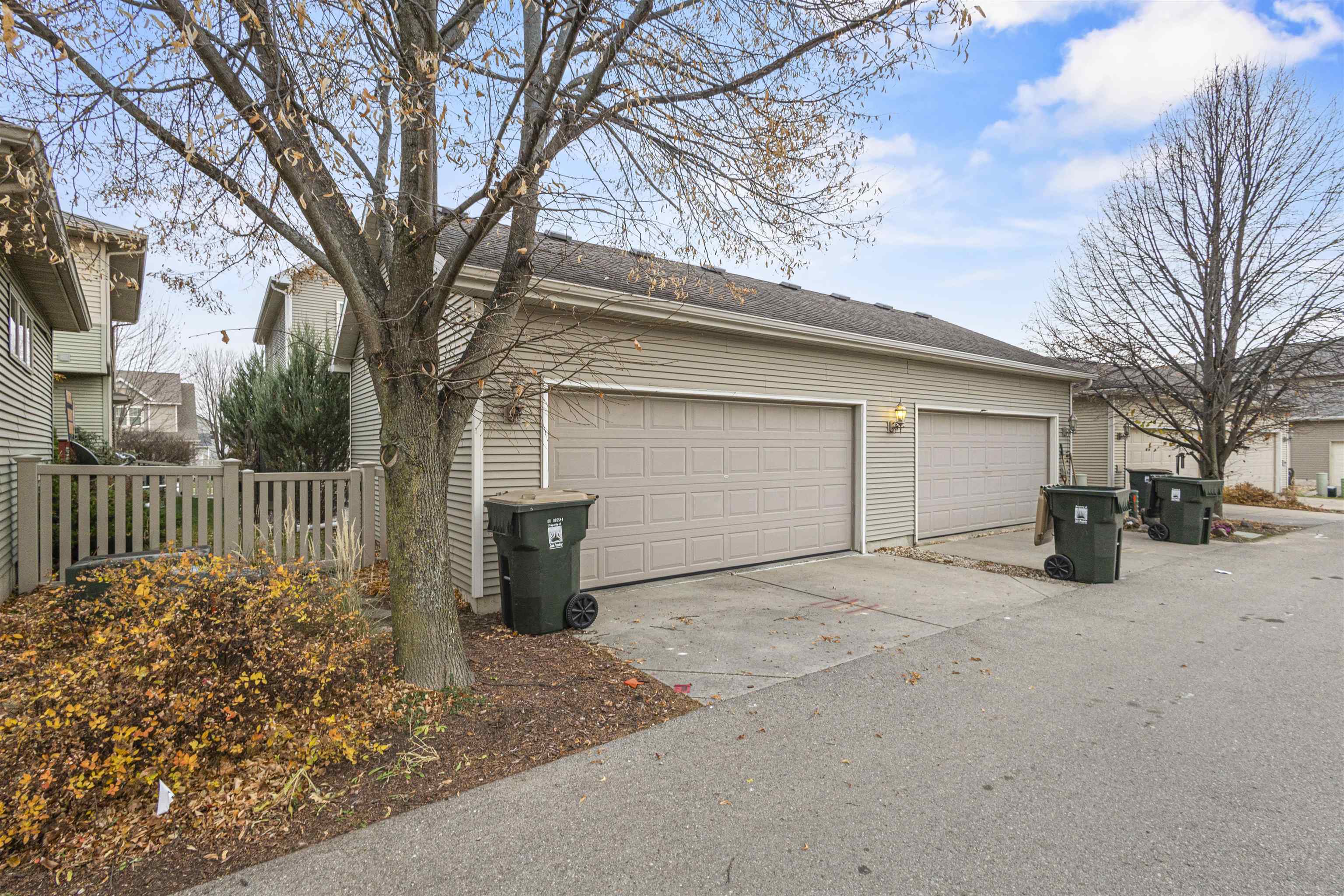 1482 Wild Iris Street