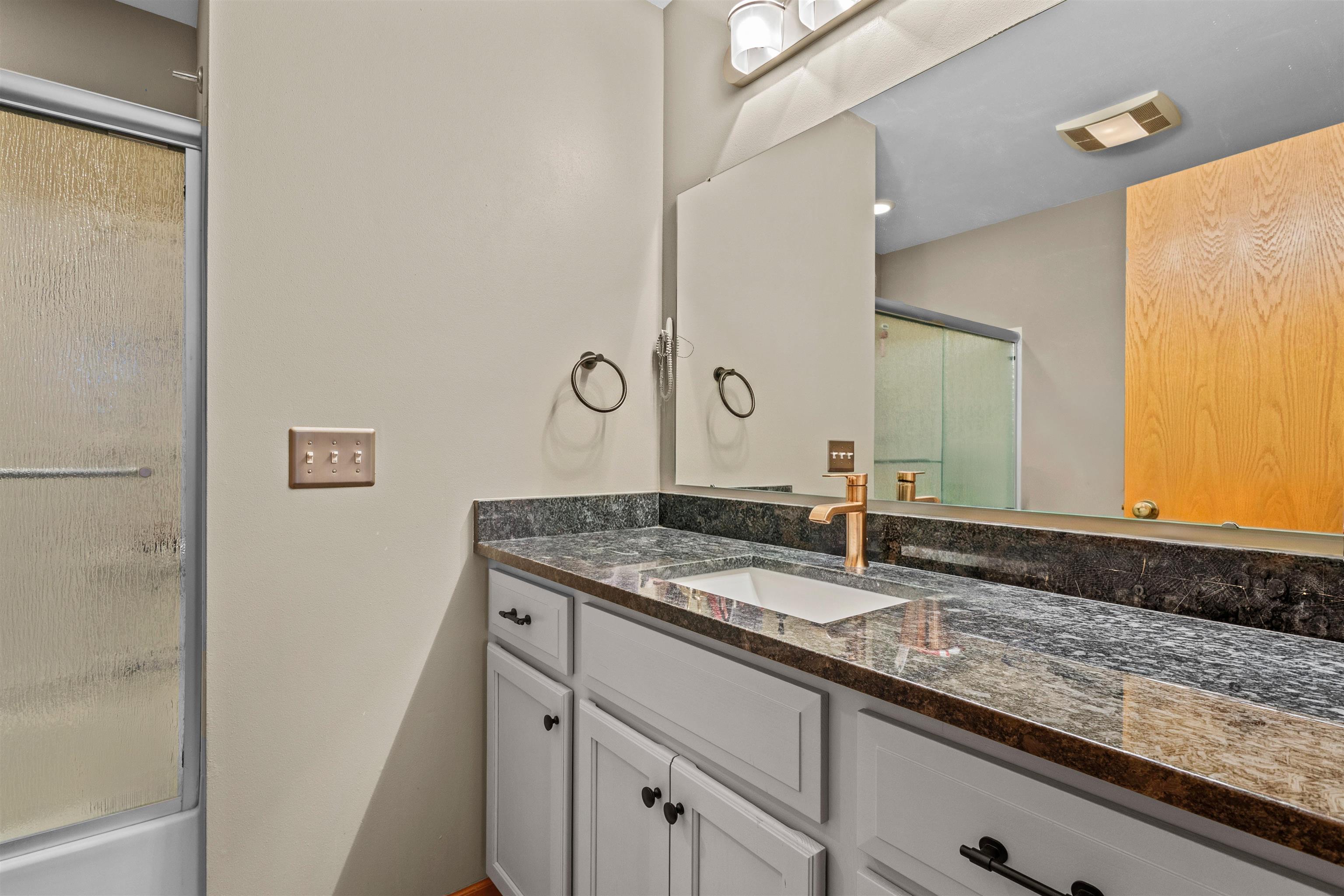 1482 Wild Iris Street