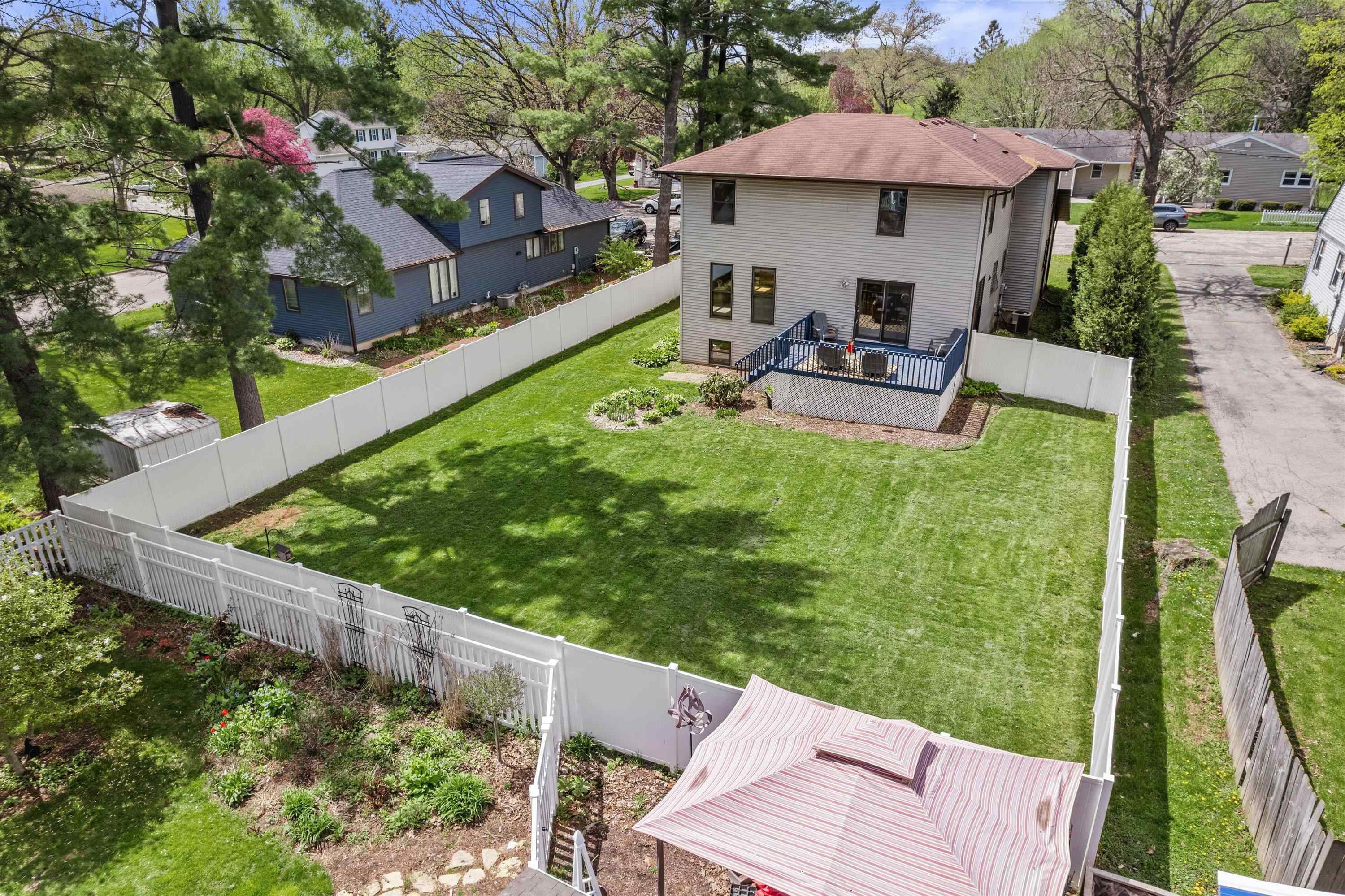 121 Merton Avenue