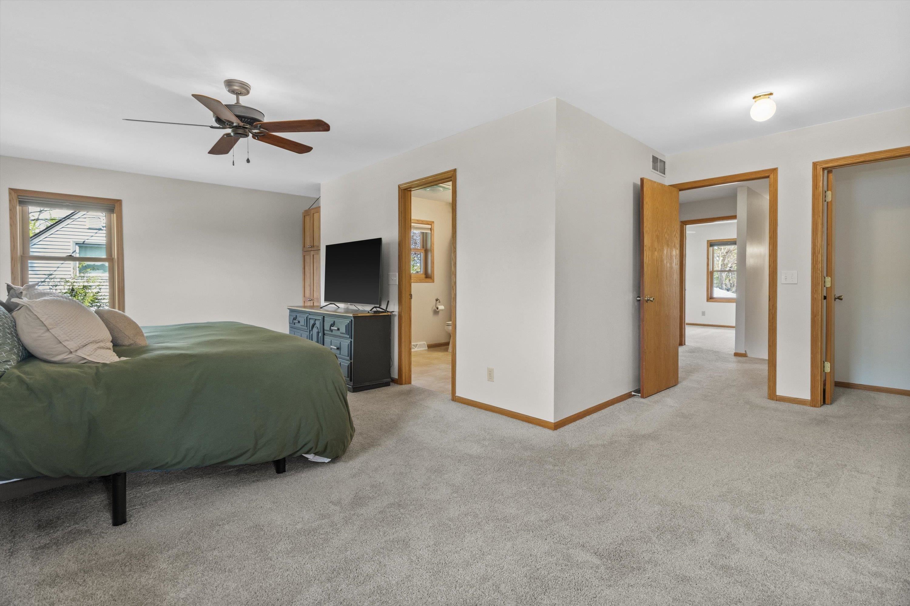 121 Merton Avenue