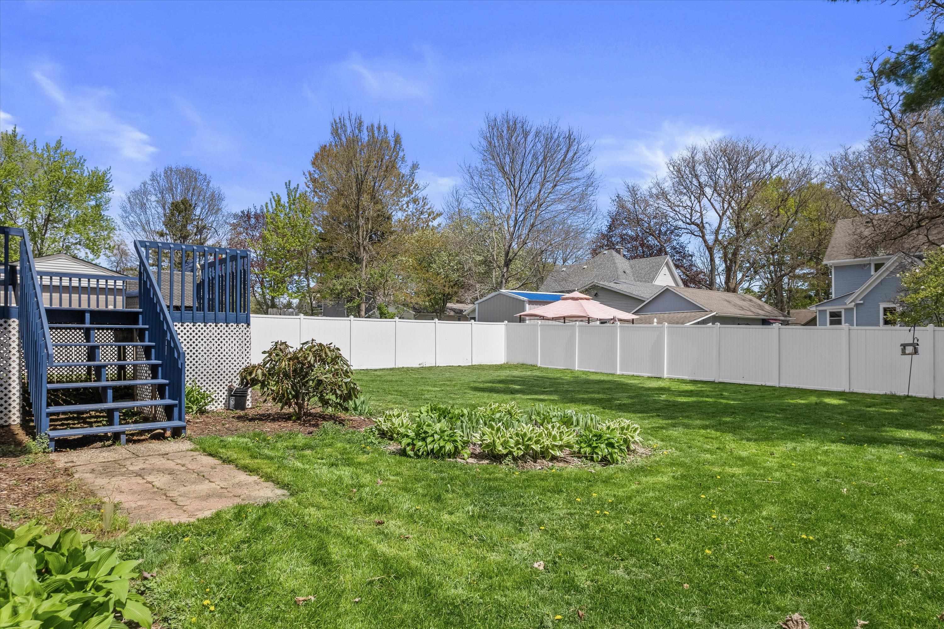 121 Merton Avenue