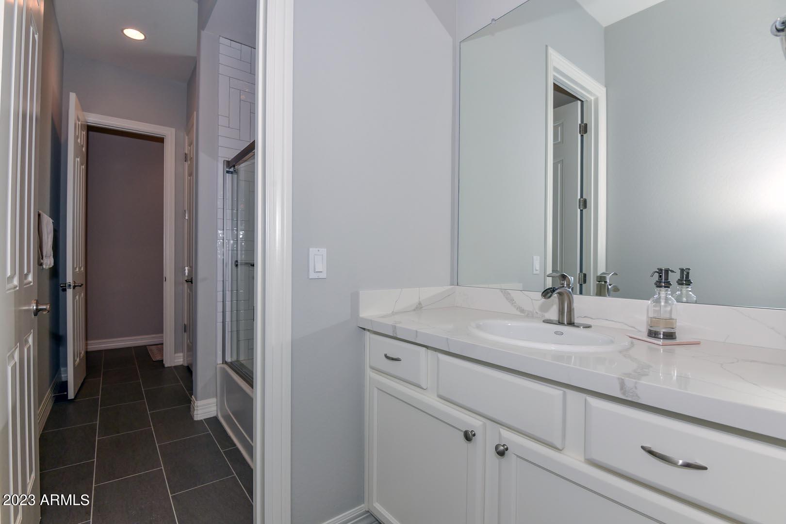 5448 E WINDSTONE Trail