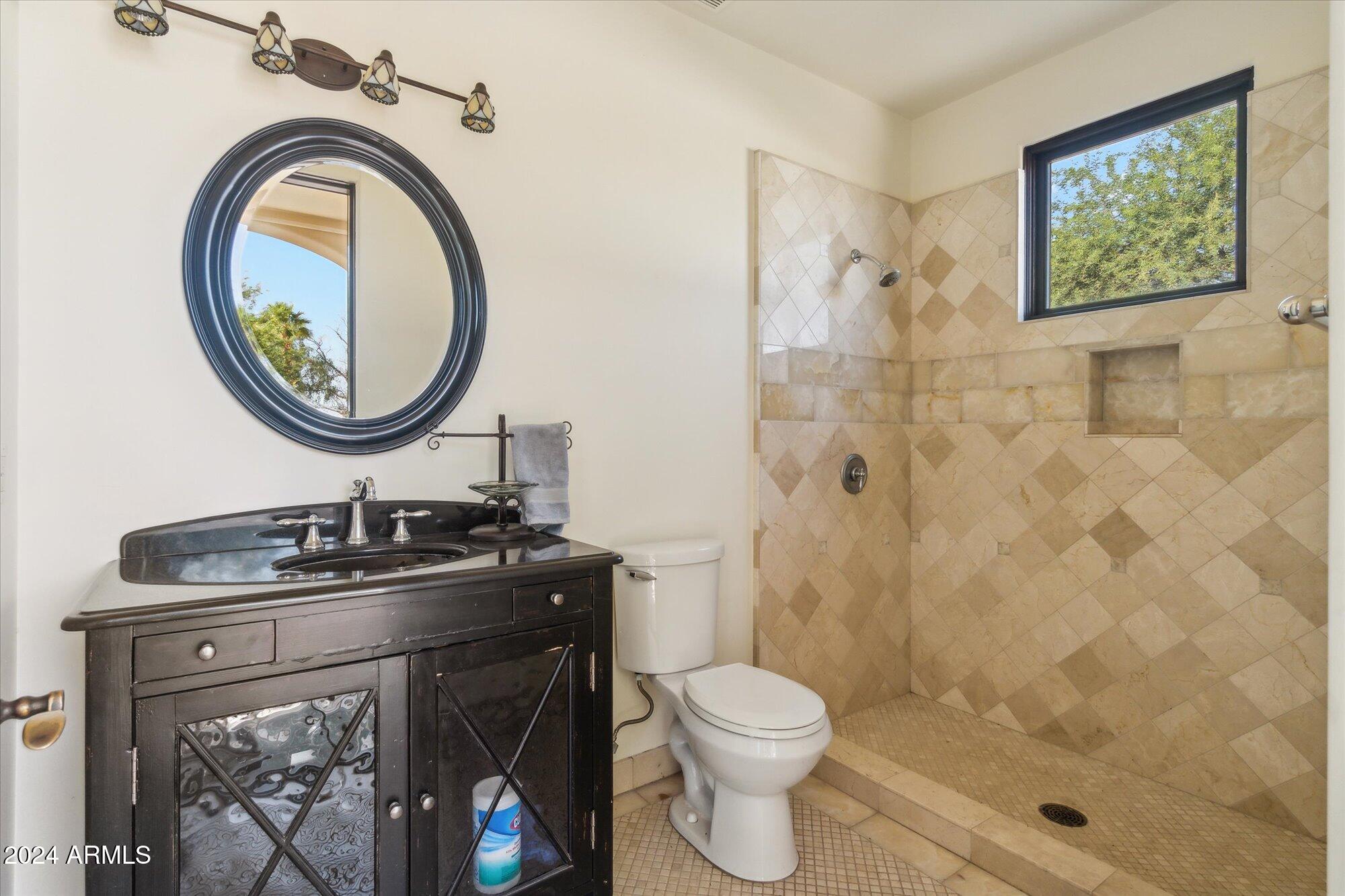 10512 E CHOLLA Street