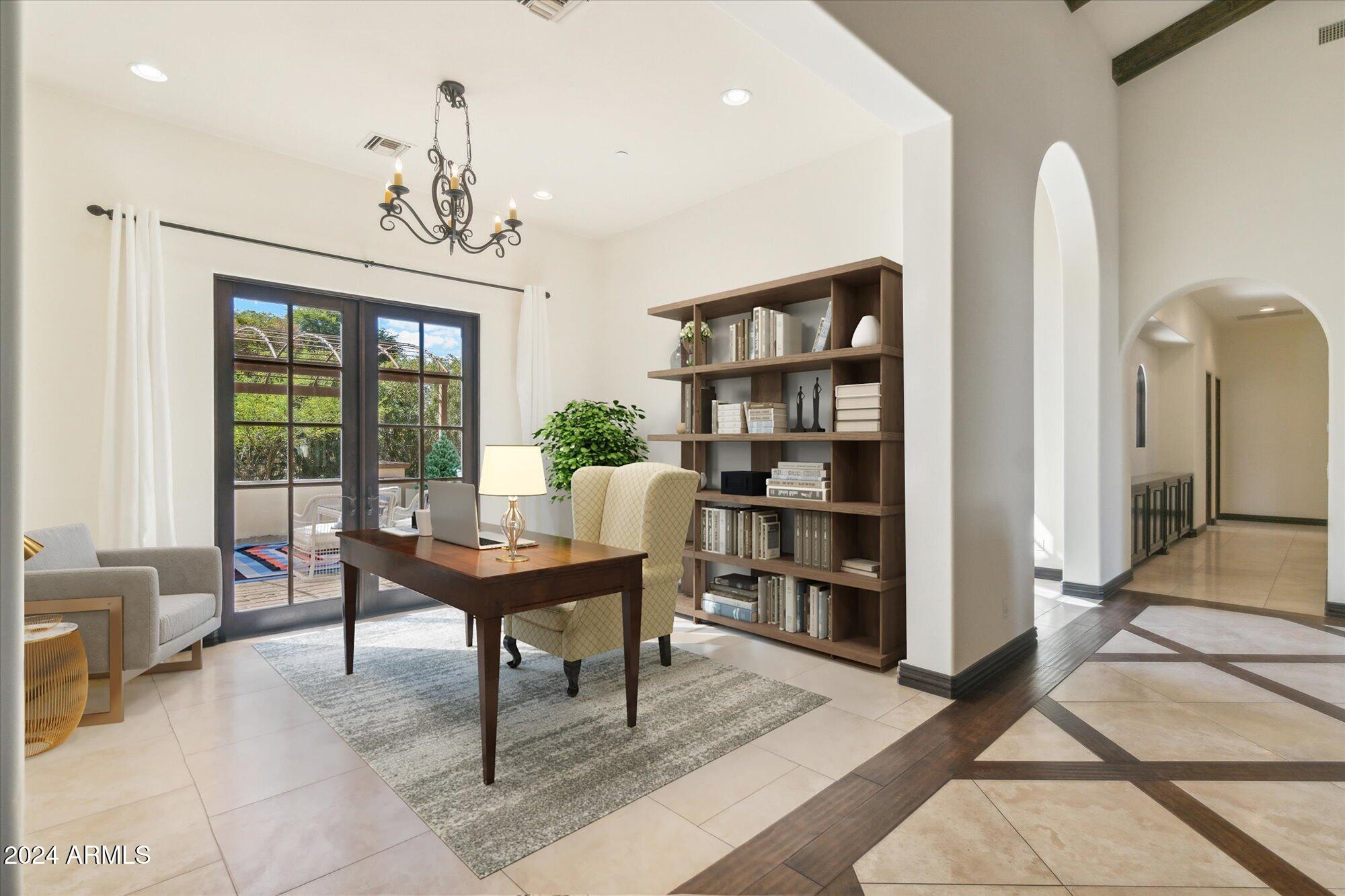 10512 E CHOLLA Street