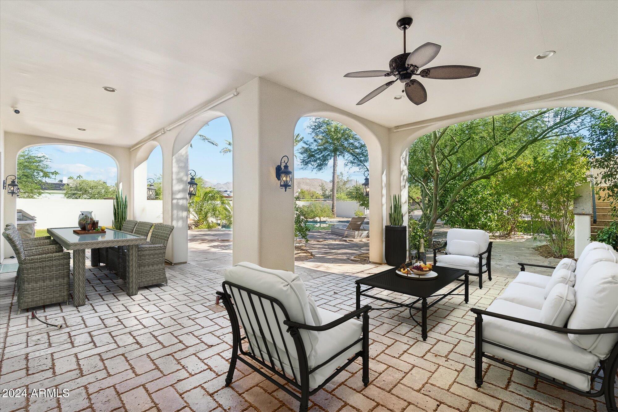 10512 E CHOLLA Street