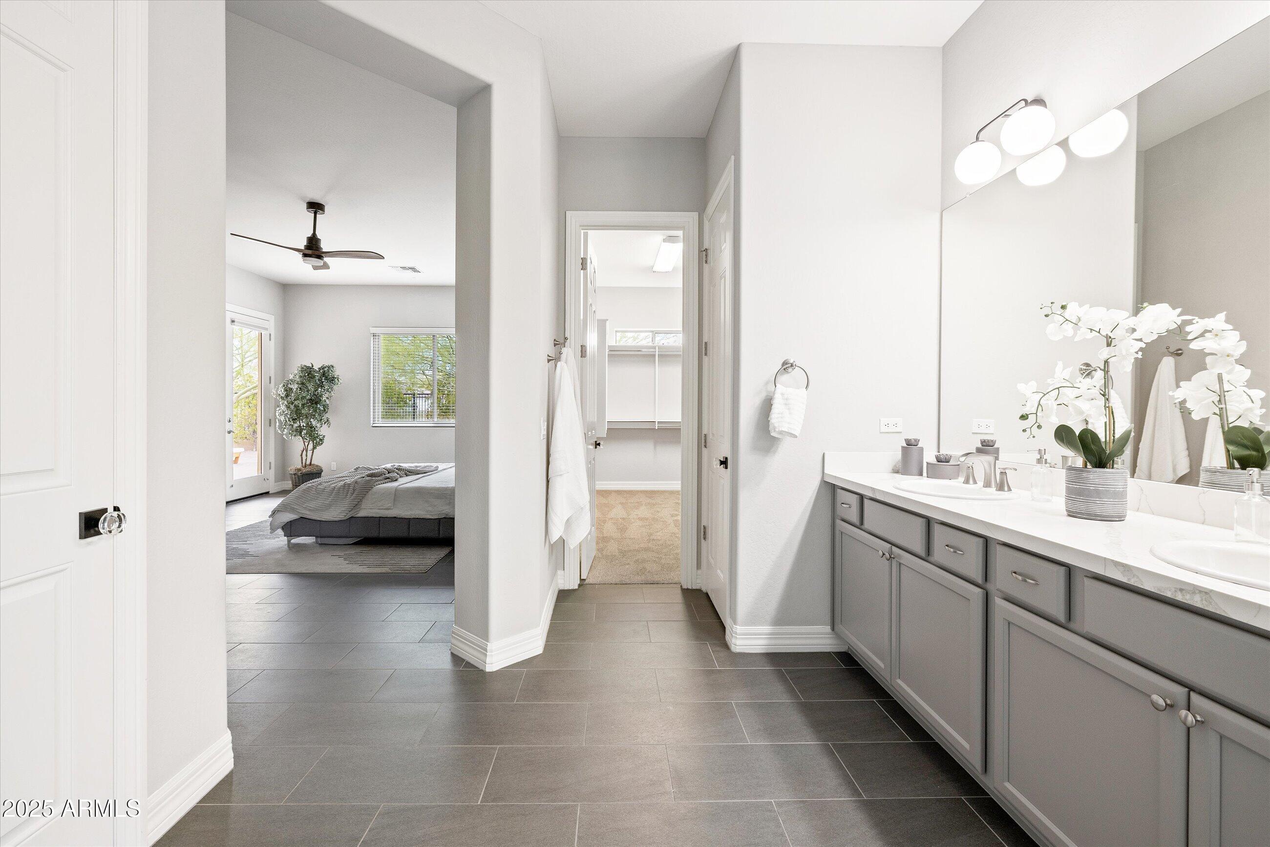 5448 E WINDSTONE Trail