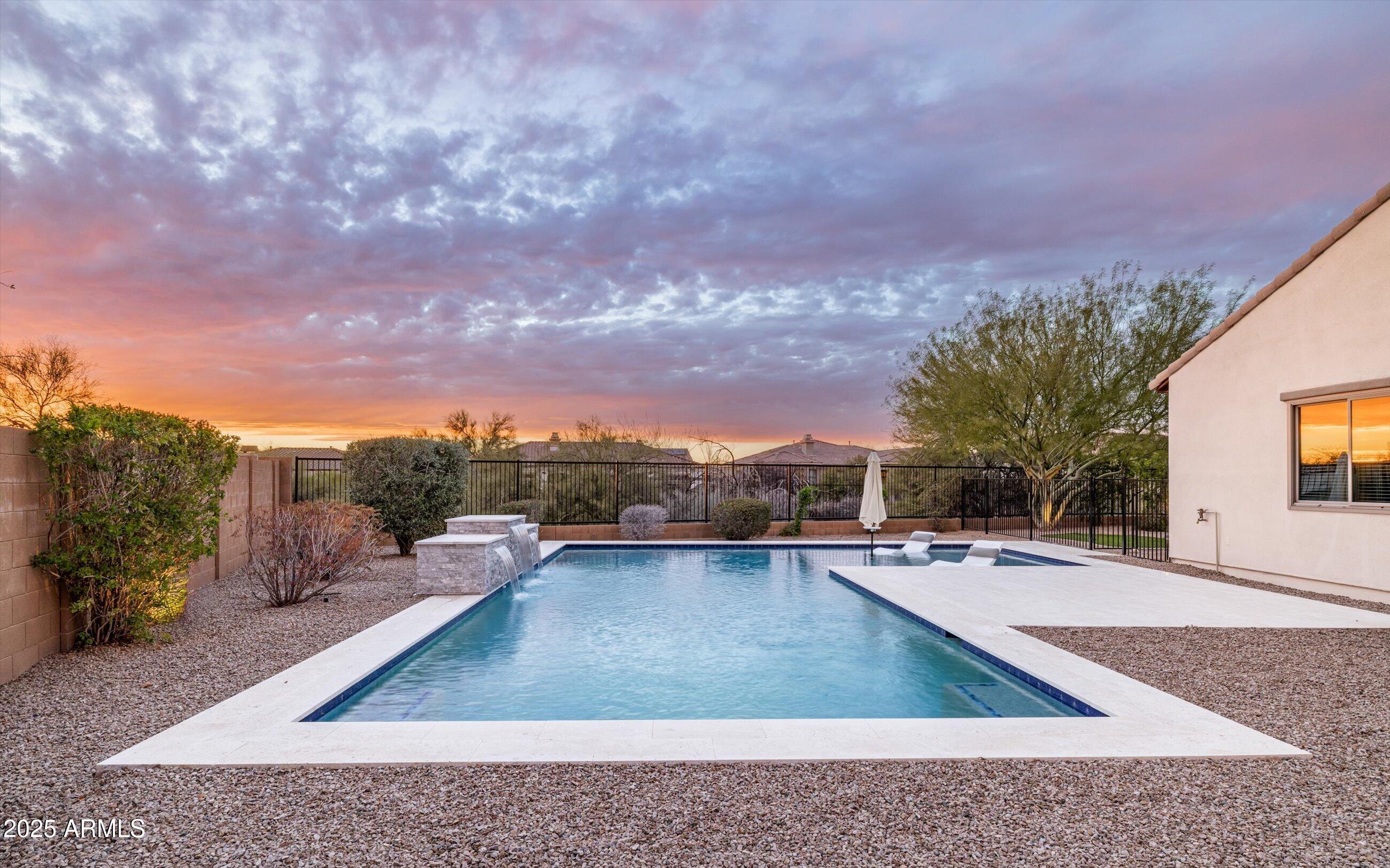 5448 E WINDSTONE Trail