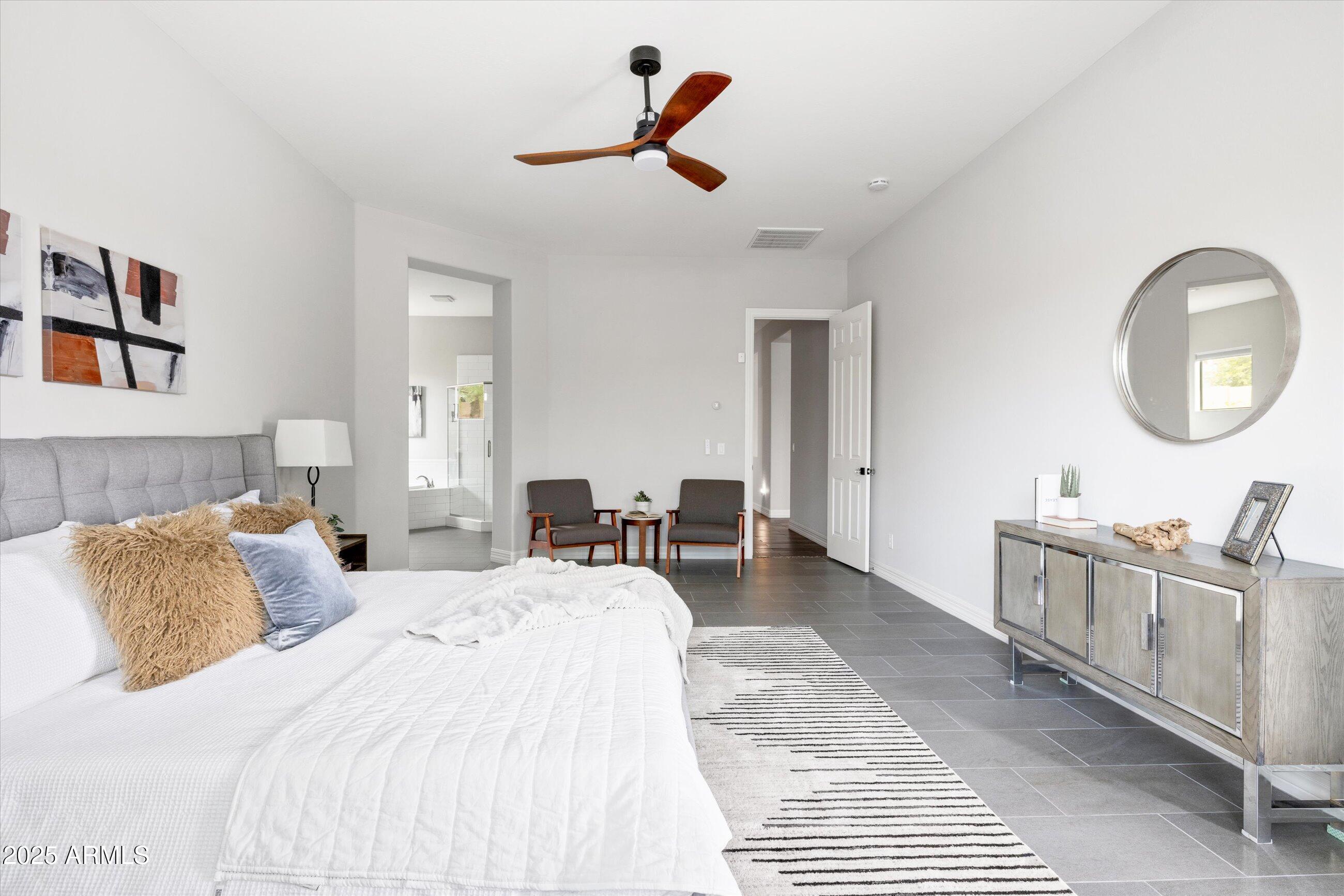 5448 E WINDSTONE Trail