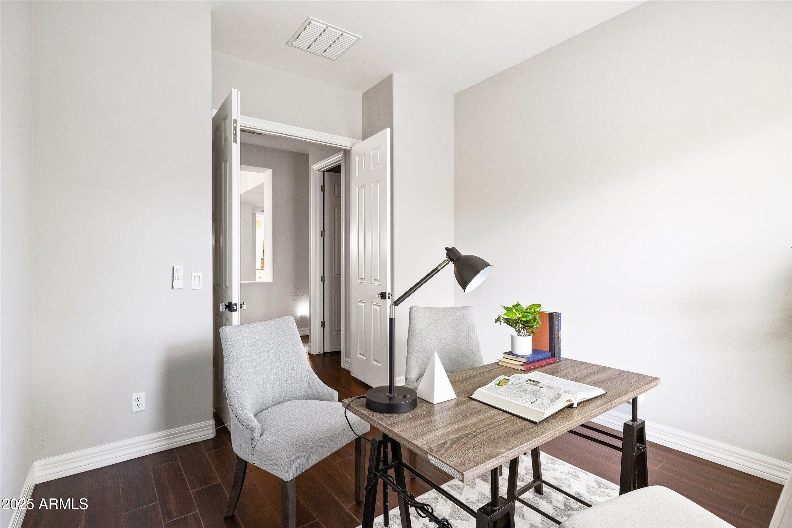 5448 E WINDSTONE Trail