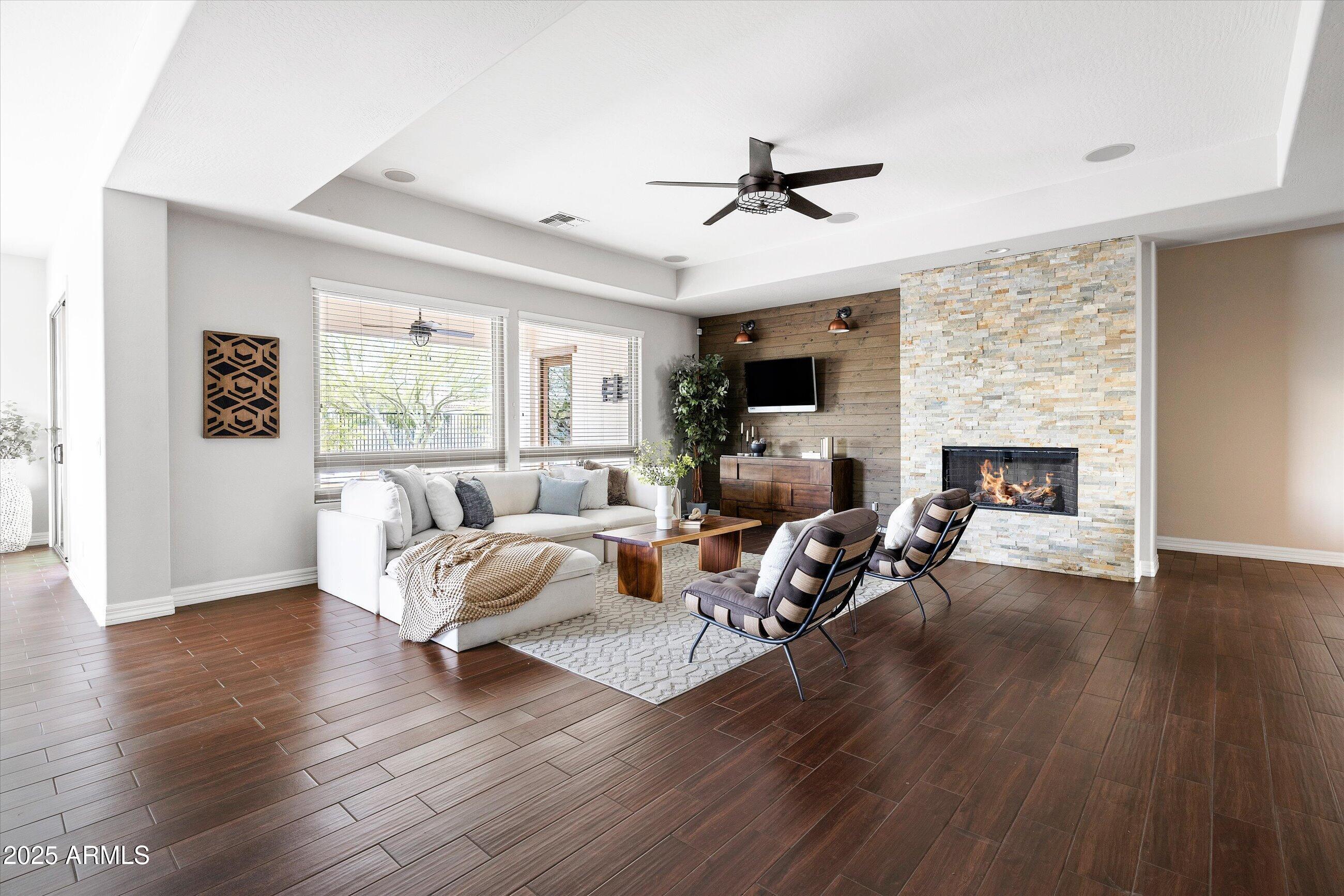 5448 E WINDSTONE Trail