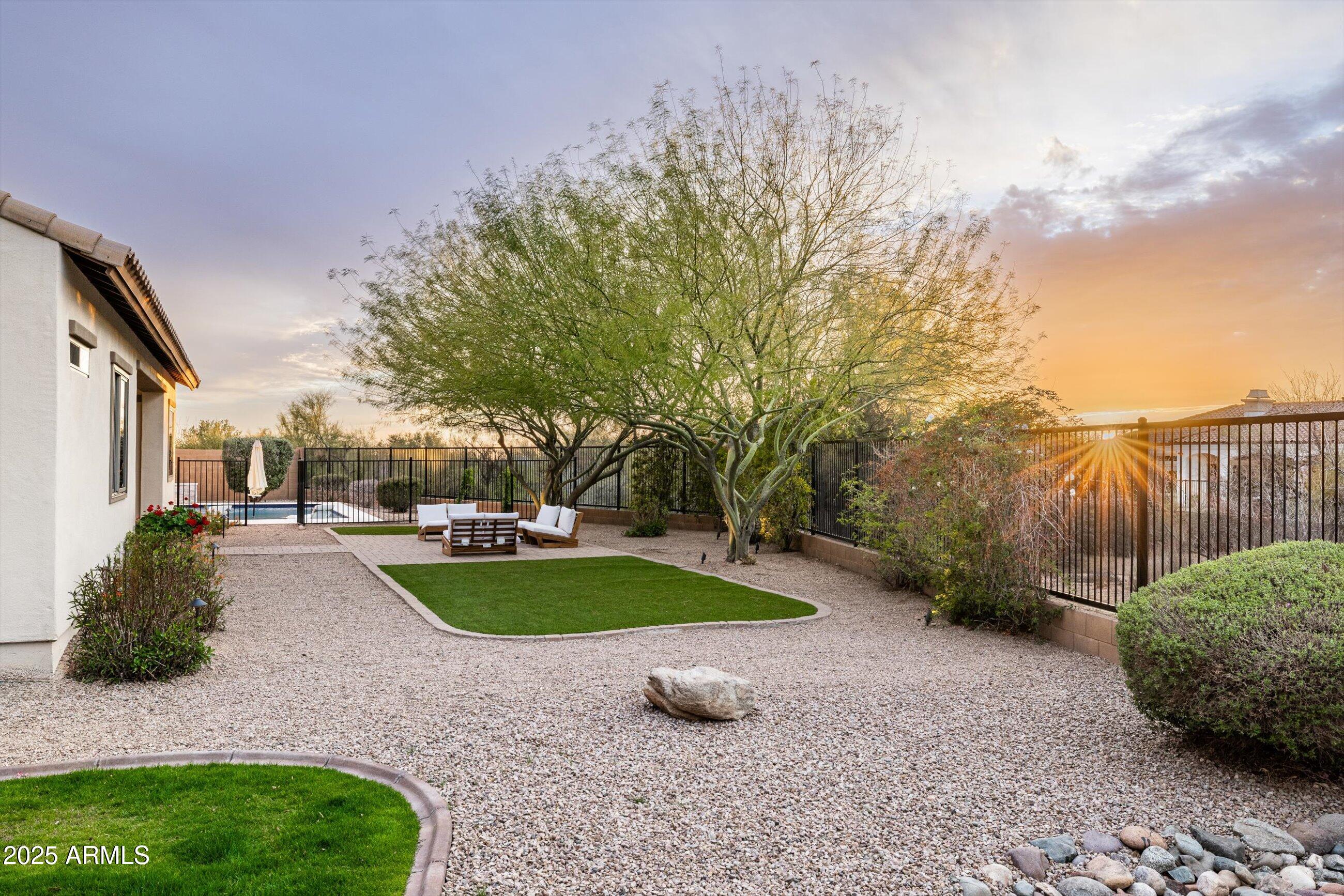 5448 E WINDSTONE Trail