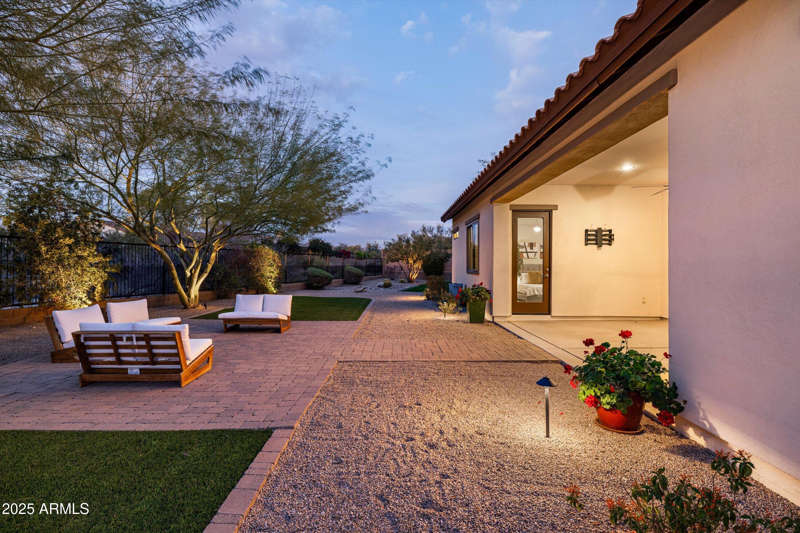 5448 E WINDSTONE Trail