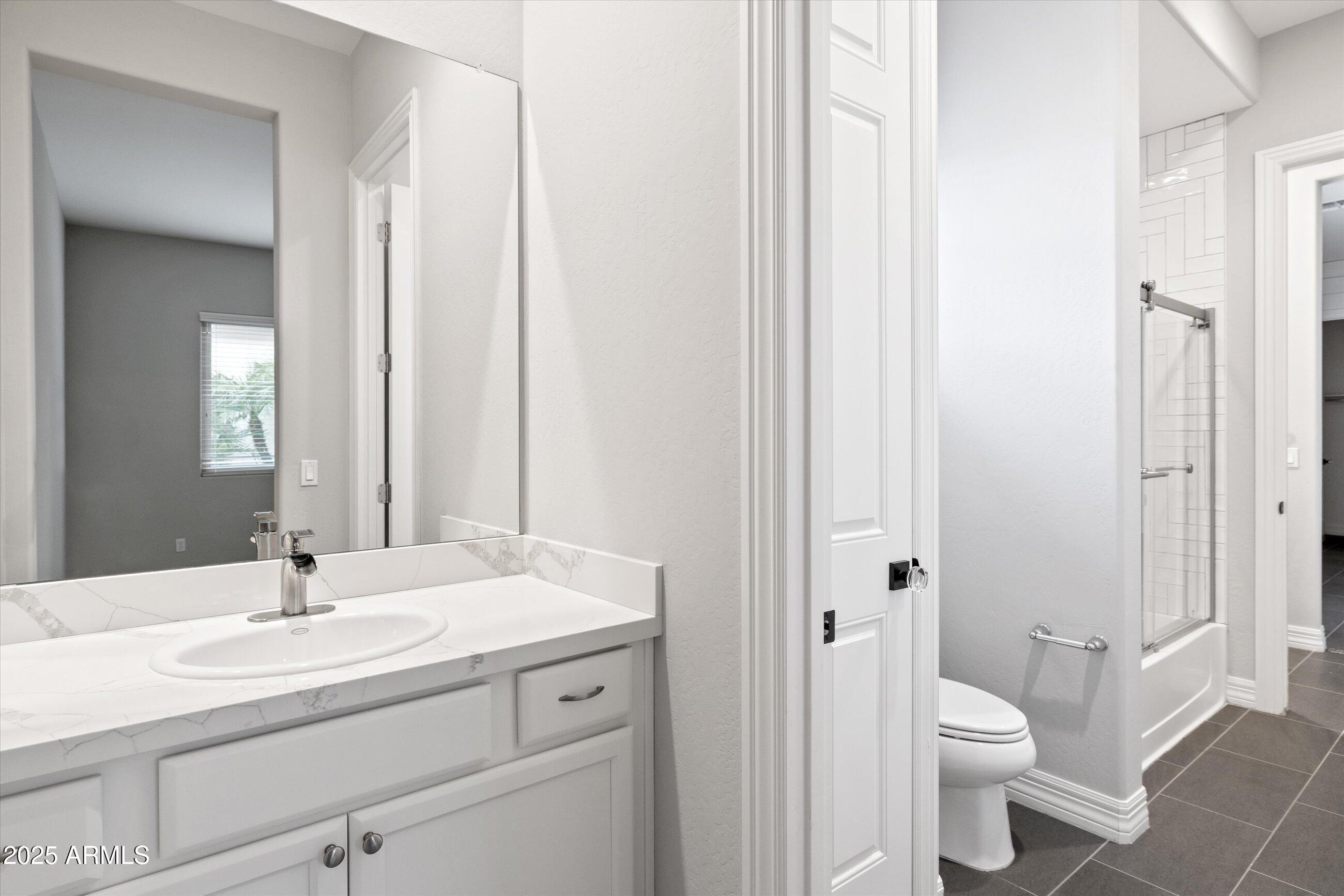 5448 E WINDSTONE Trail