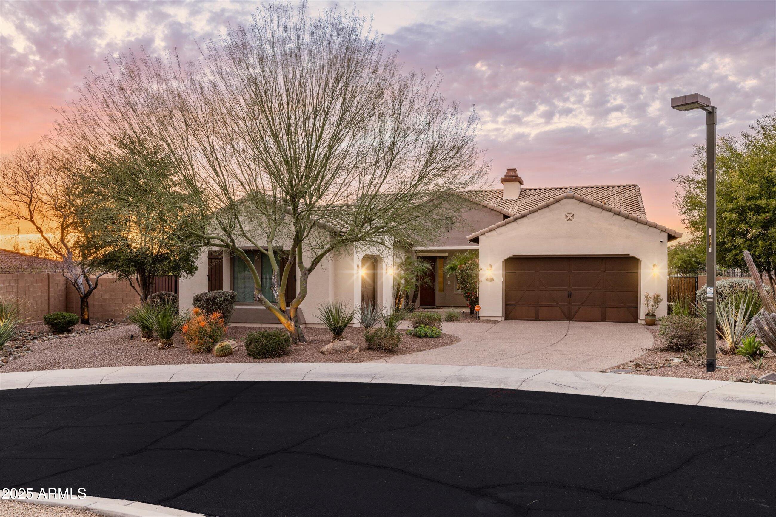 5448 E WINDSTONE Trail