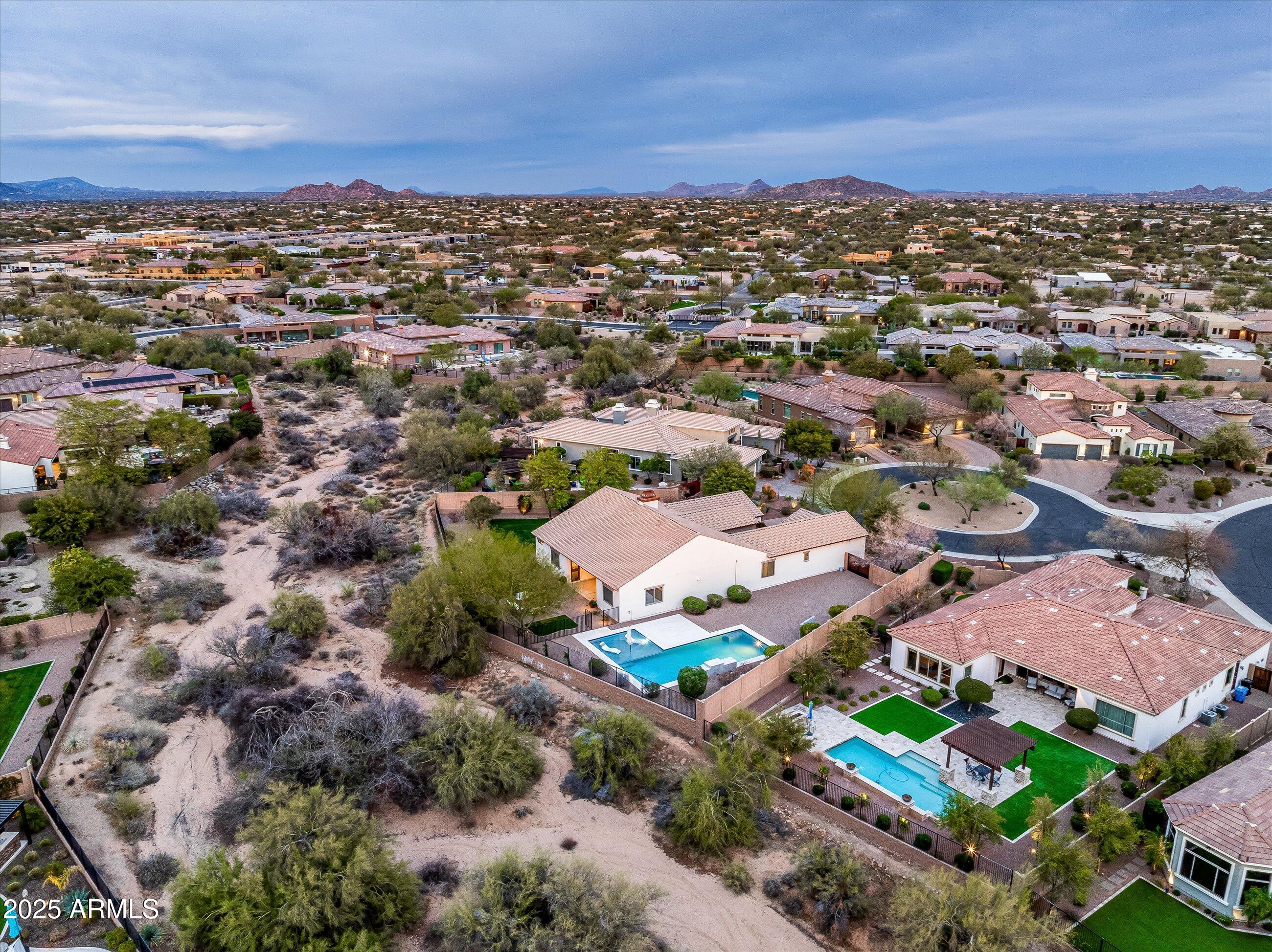 5448 E WINDSTONE Trail