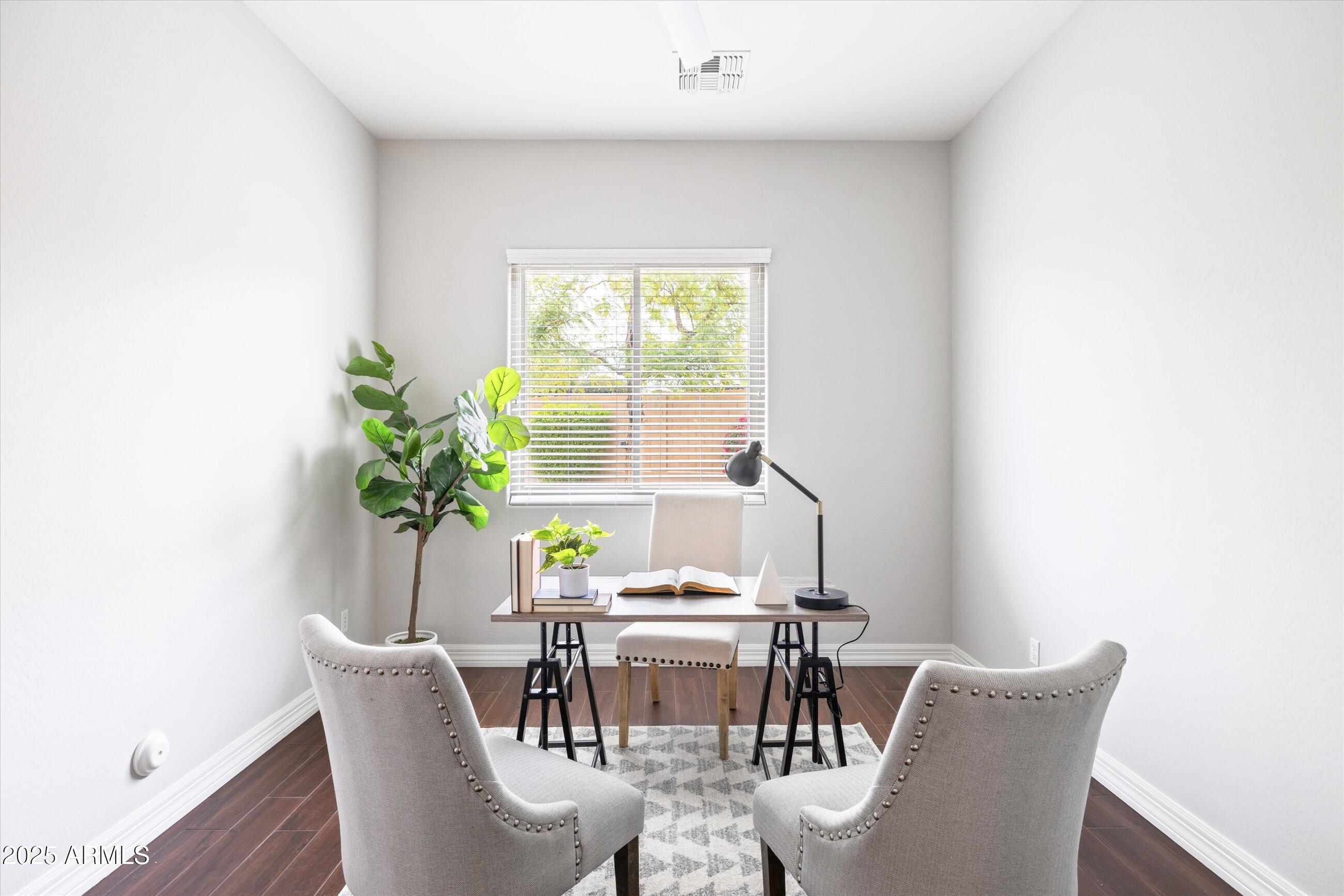 5448 E WINDSTONE Trail