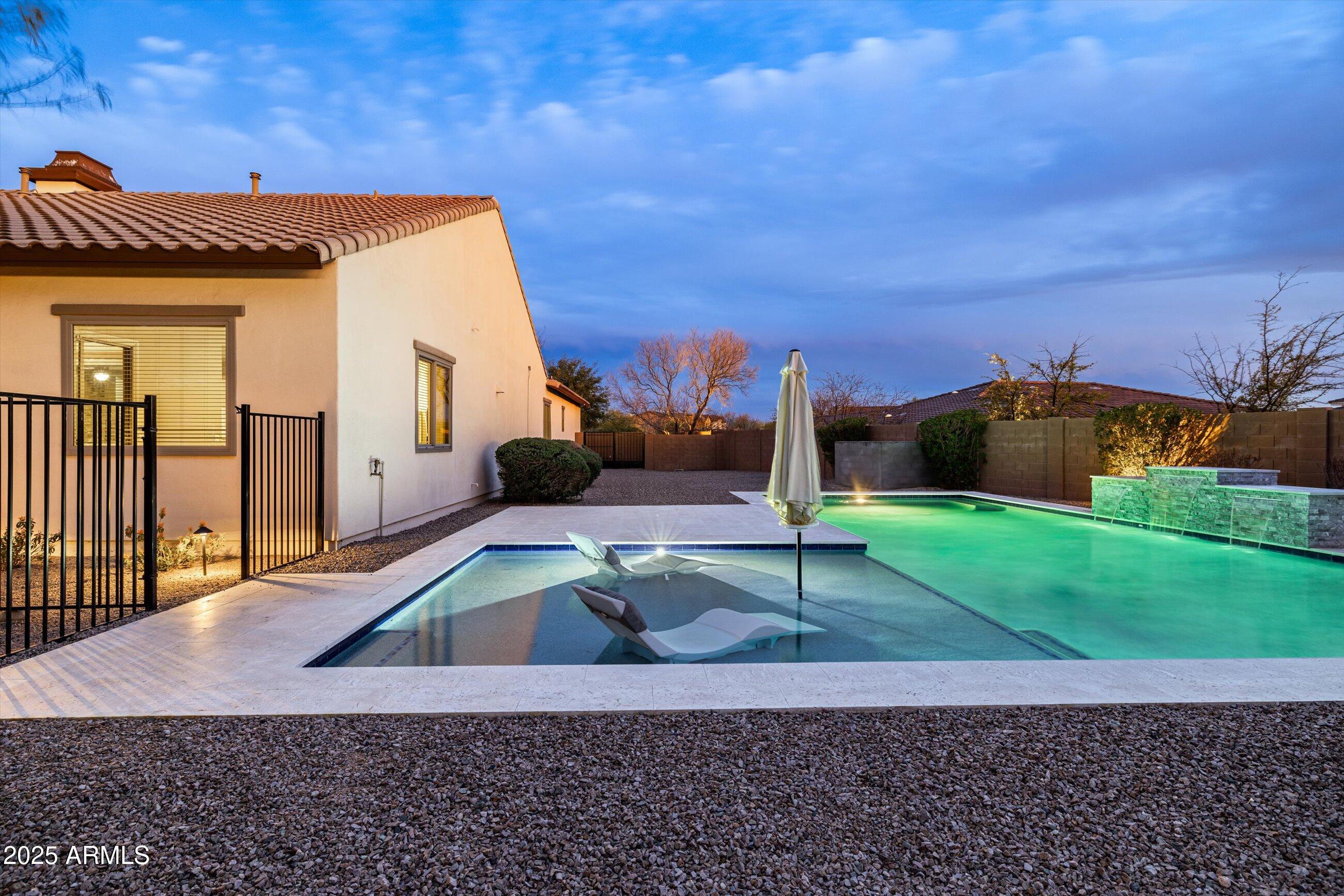 5448 E WINDSTONE Trail