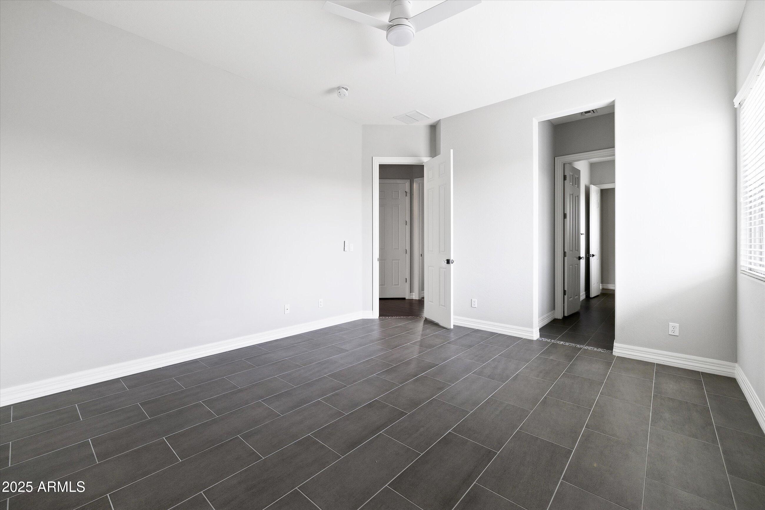 5448 E WINDSTONE Trail