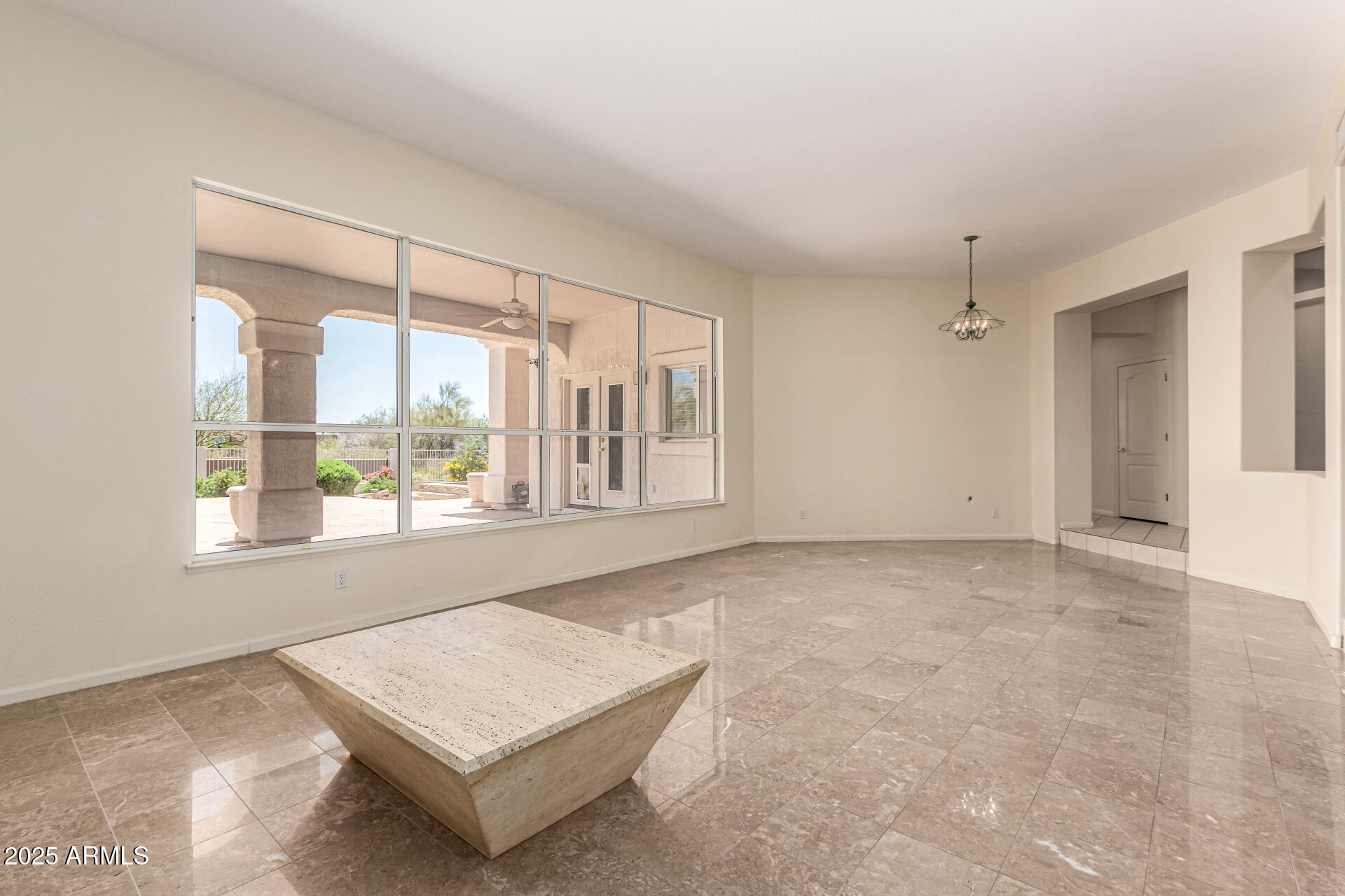 4633 E CHAPAROSA Way