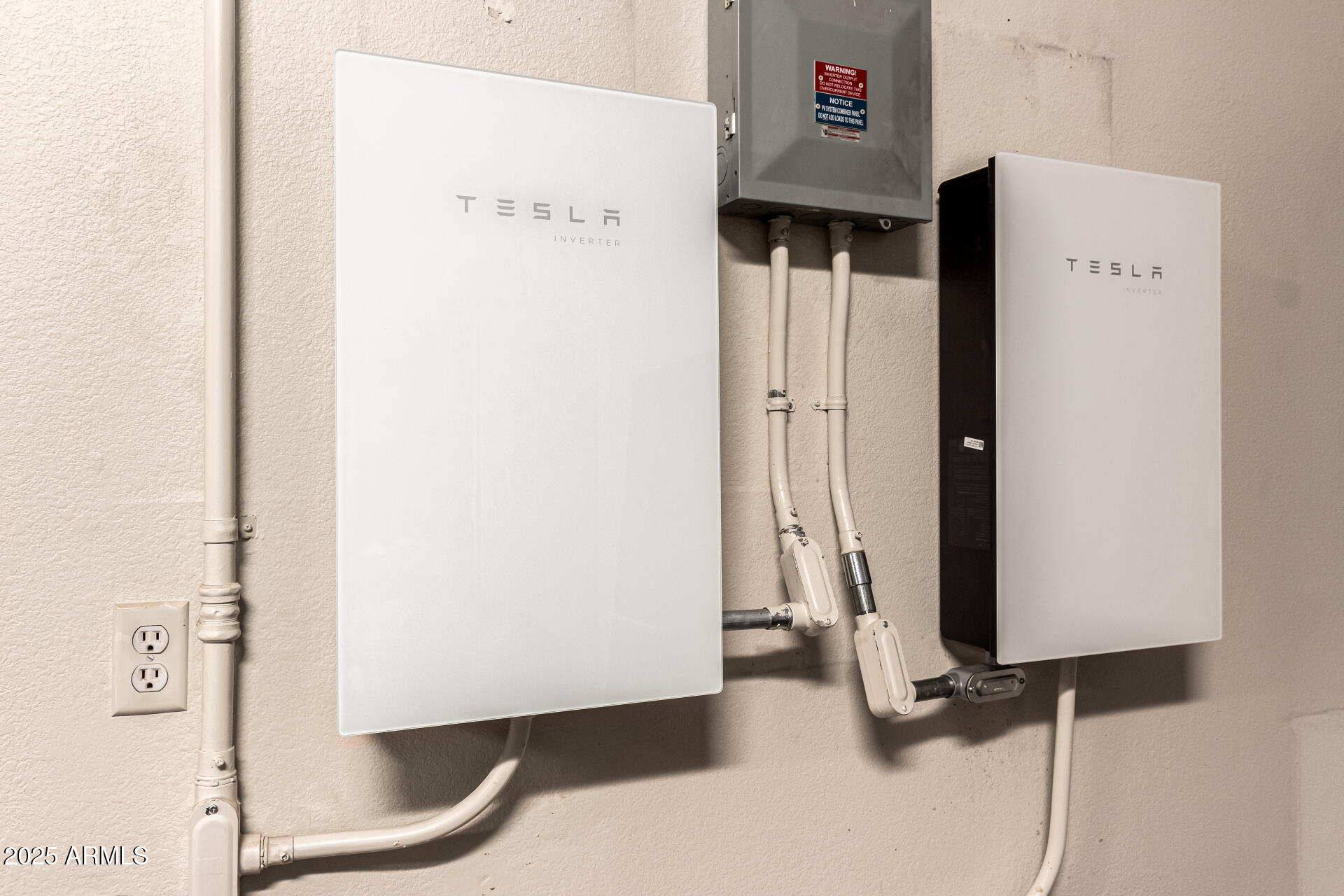 4633 E CHAPAROSA Way