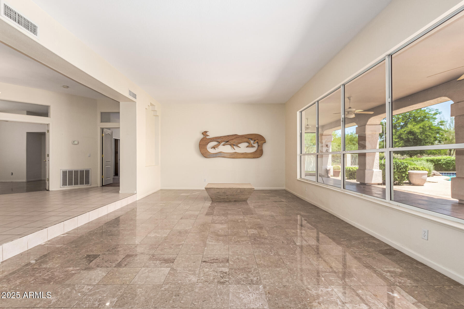 4633 E CHAPAROSA Way