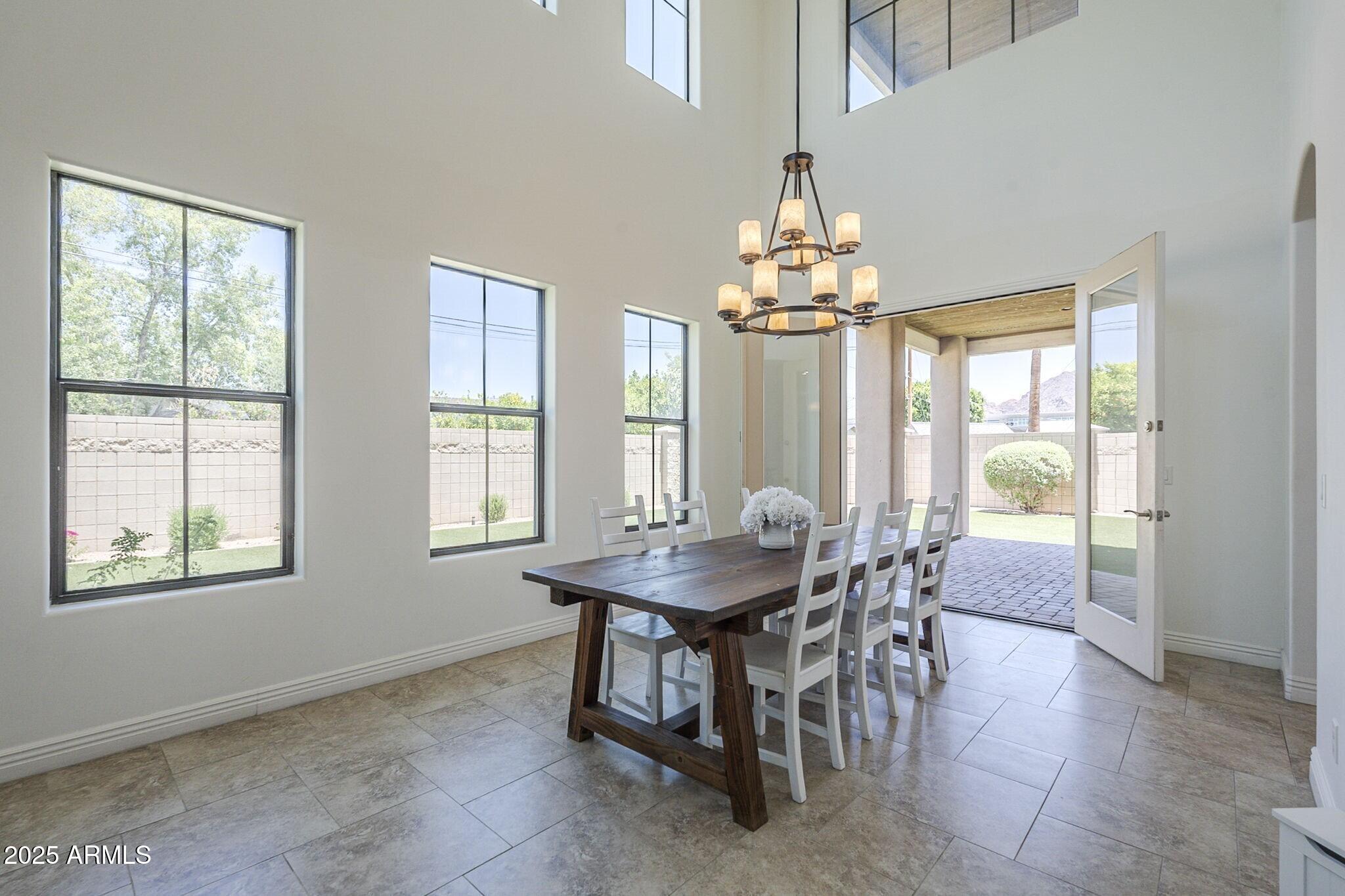 3812 E CAMELBACK Road