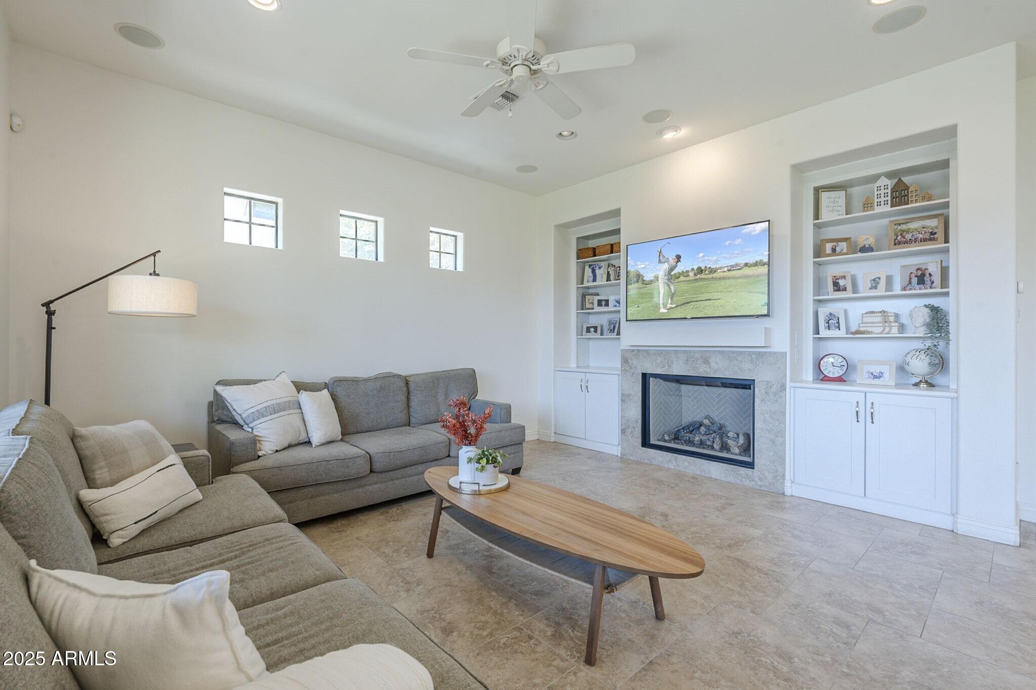 3812 E CAMELBACK Road