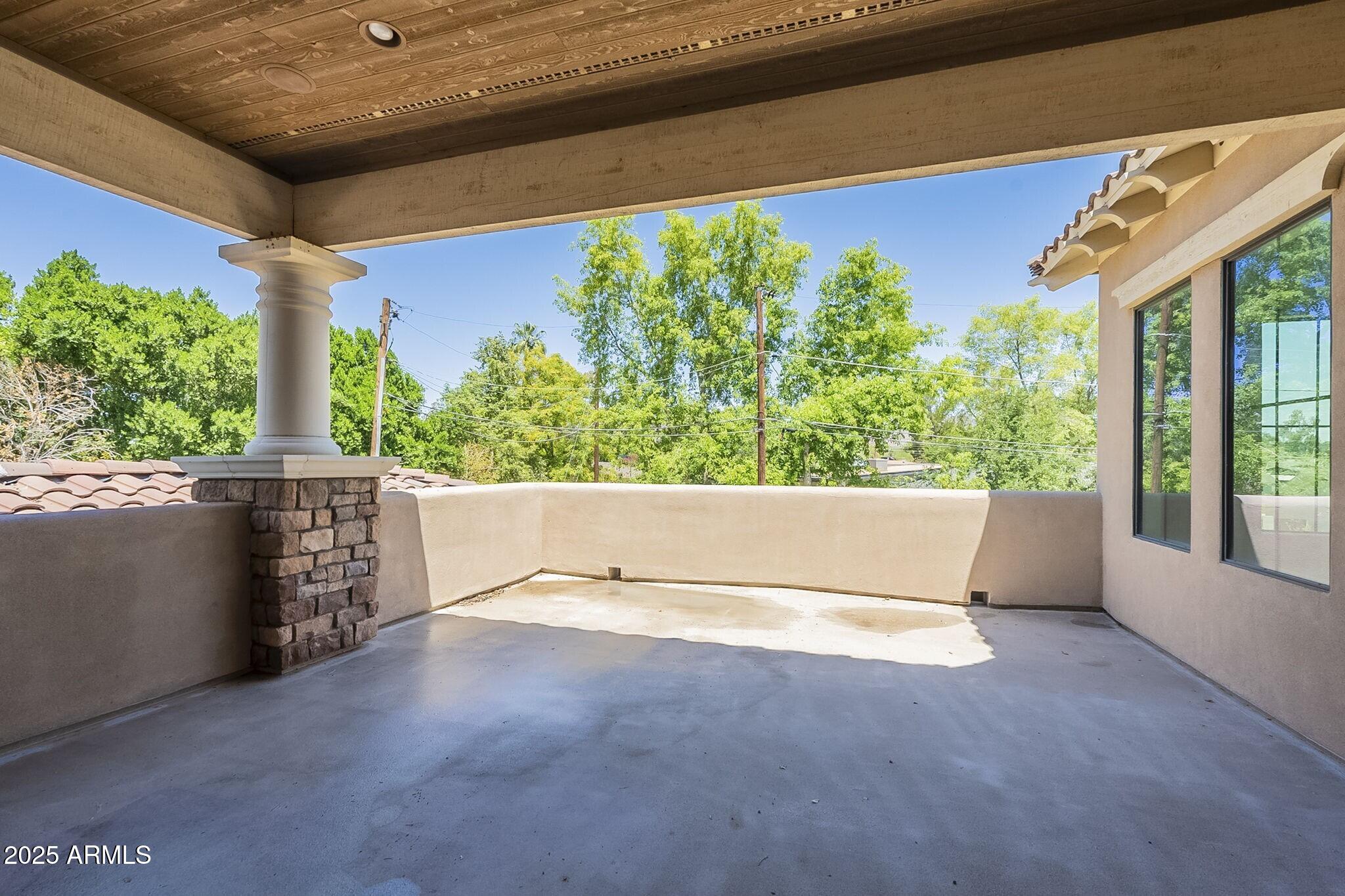 3812 E CAMELBACK Road