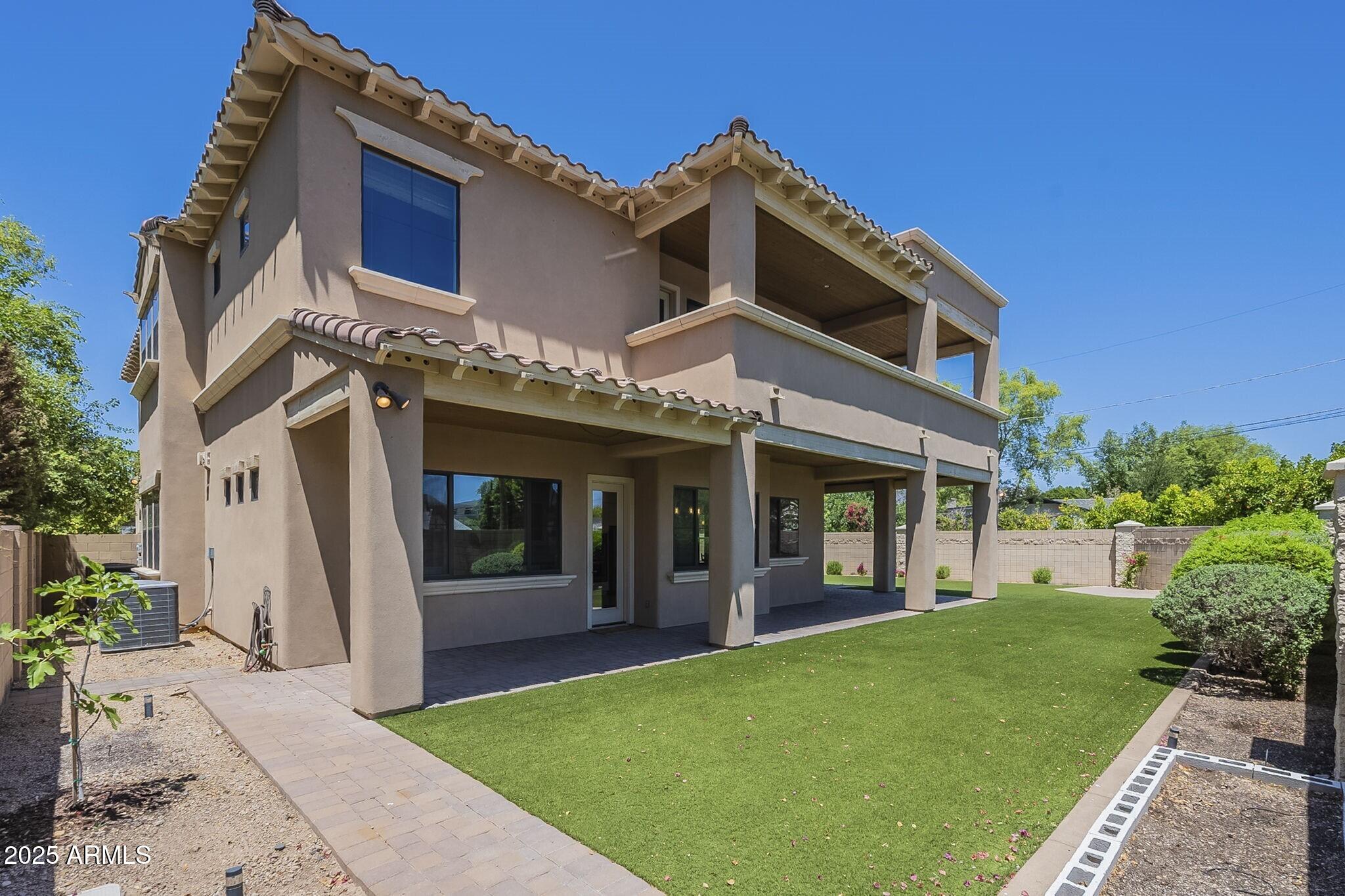 3812 E CAMELBACK Road