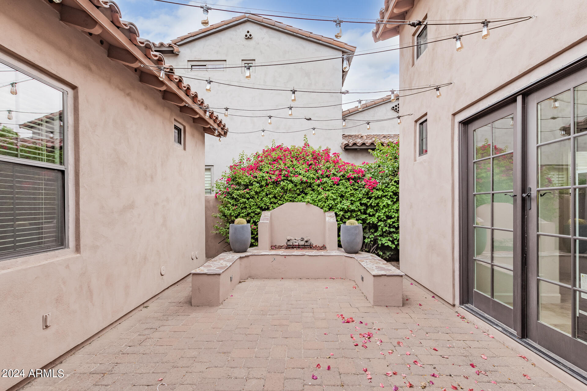 9413 E HIDDEN SPUR Trail