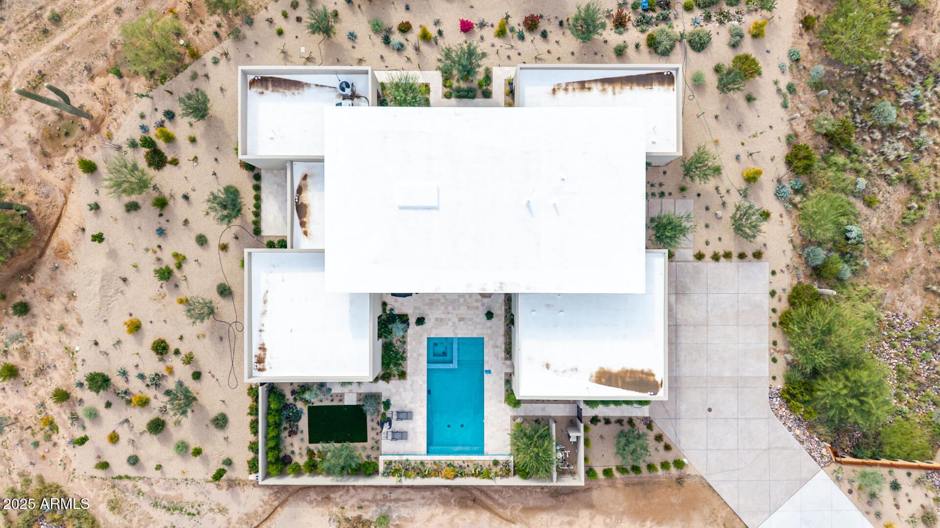 6415 E LOMAS VERDES Drive 4