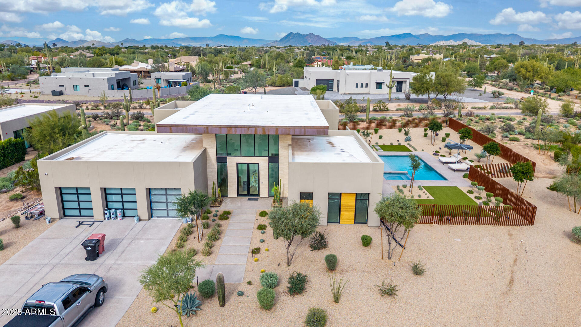6415 E LOMAS VERDES Drive 4