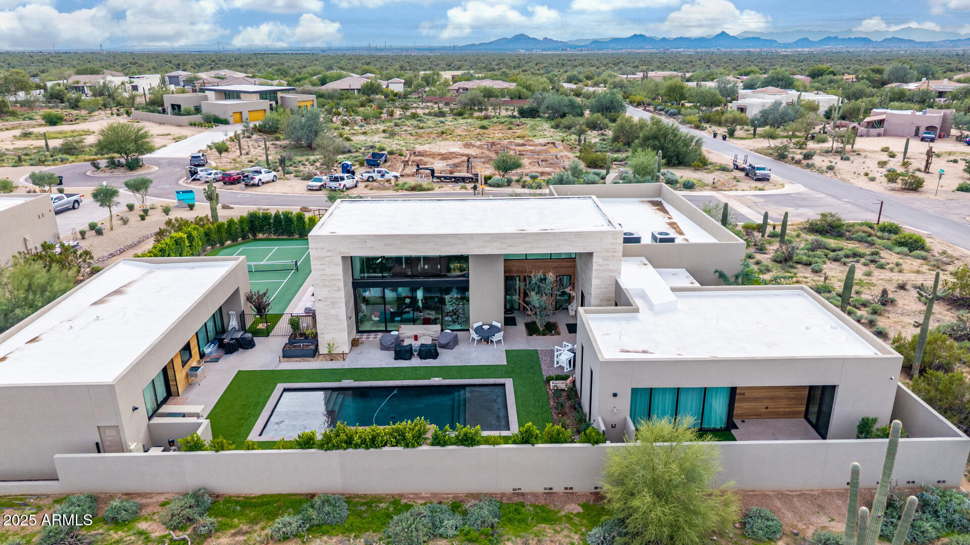 6415 E LOMAS VERDES Drive 4