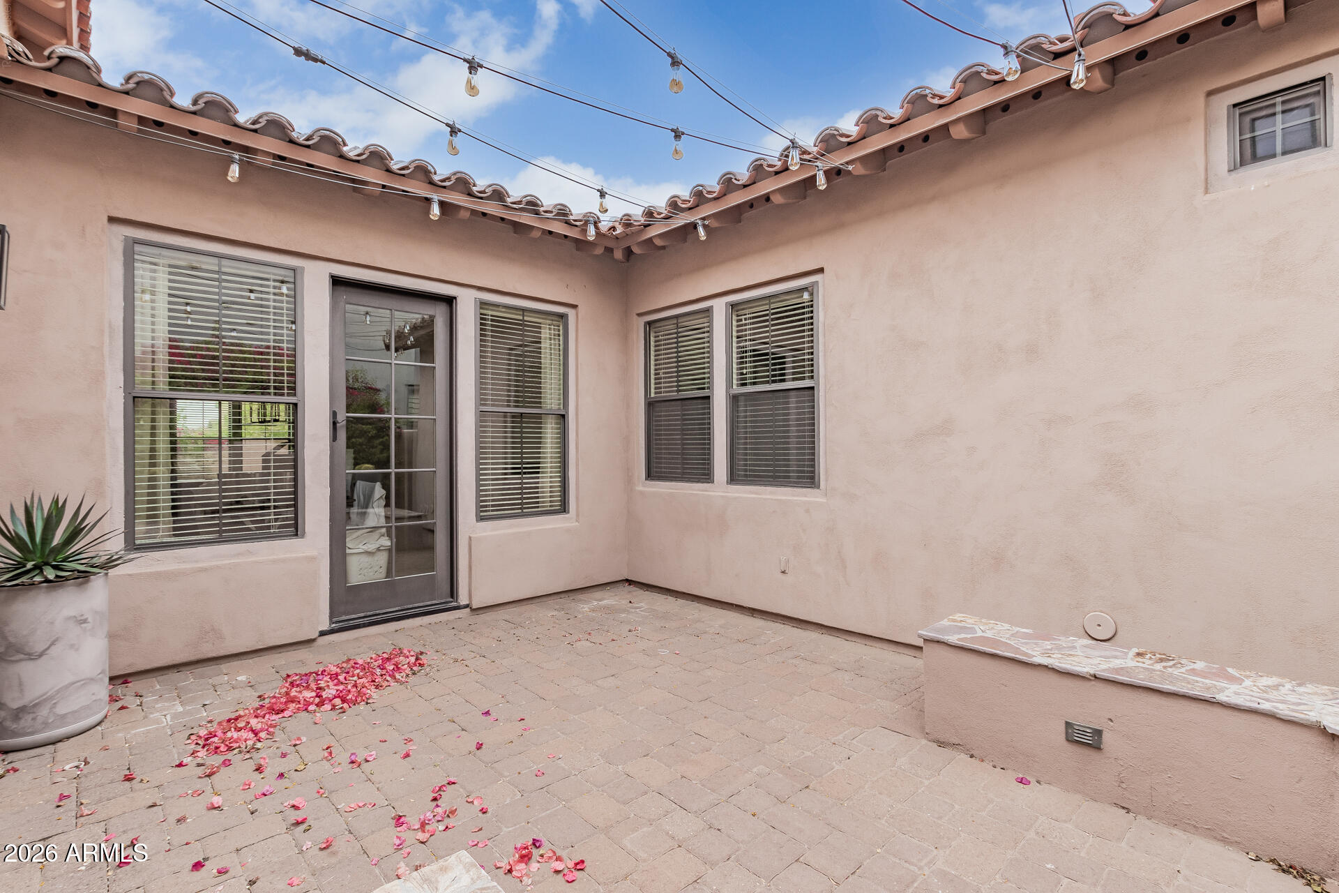 9413 E HIDDEN SPUR Trail