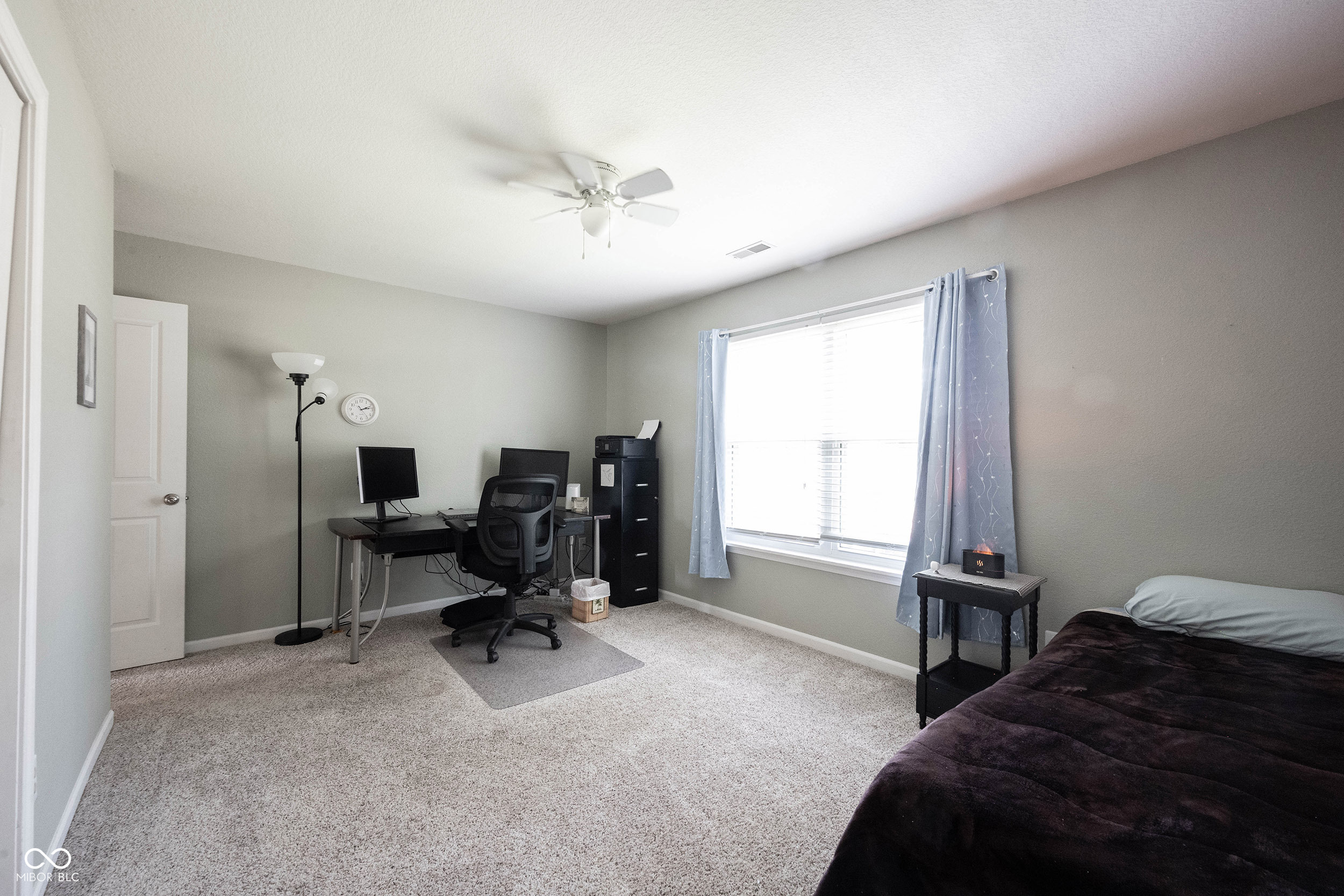 9950 Glenburr Court