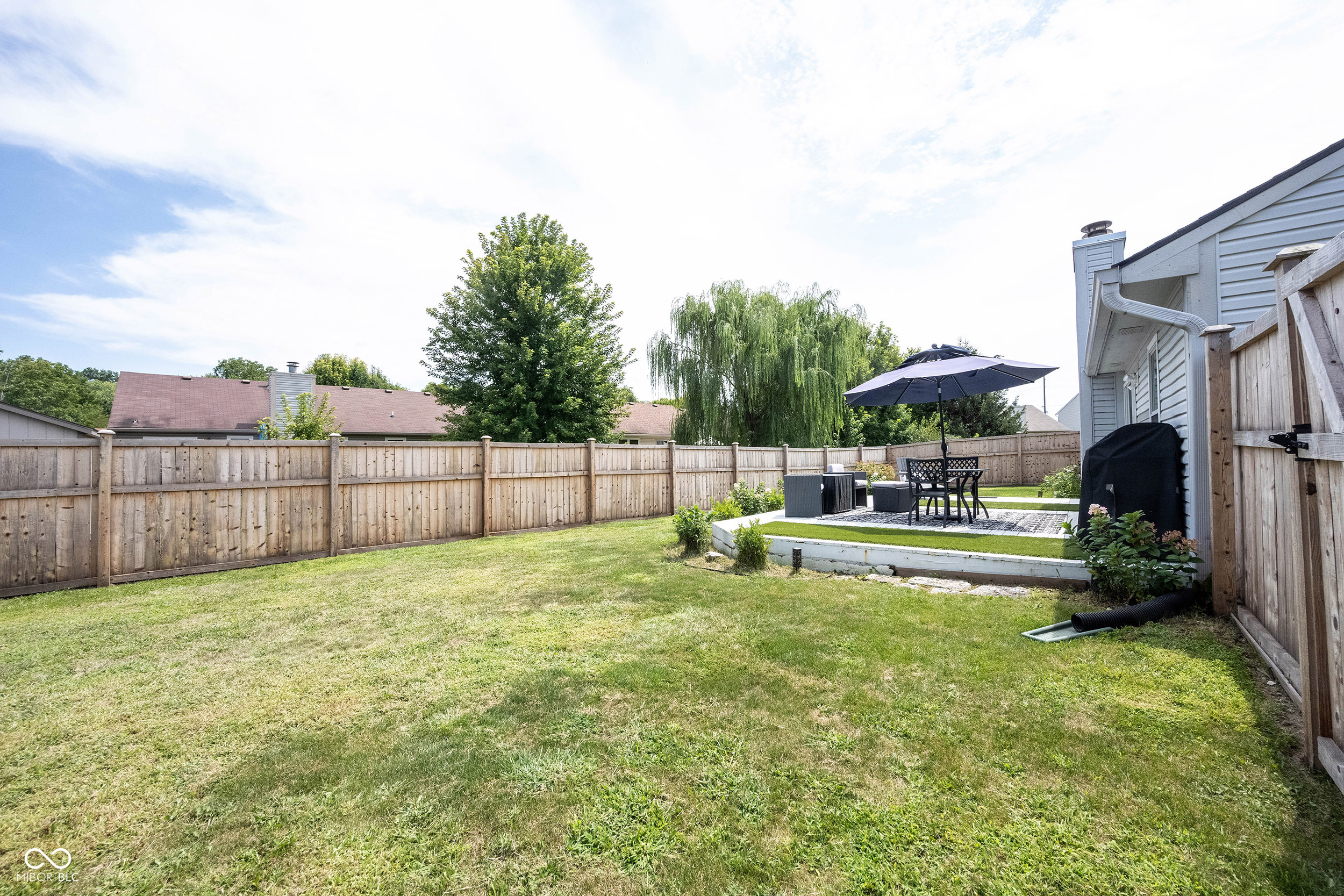 9950 Glenburr Court