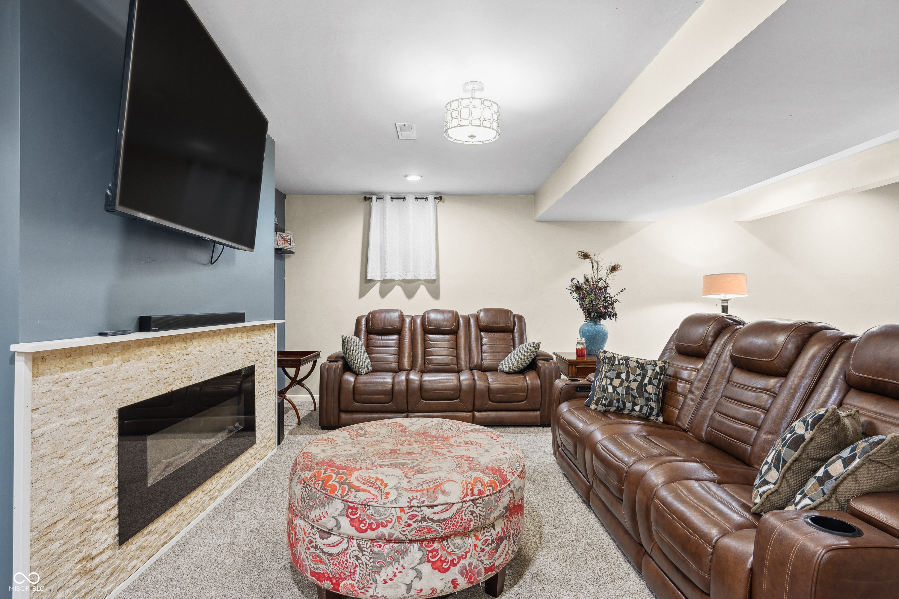 7426 Highpoint Circle