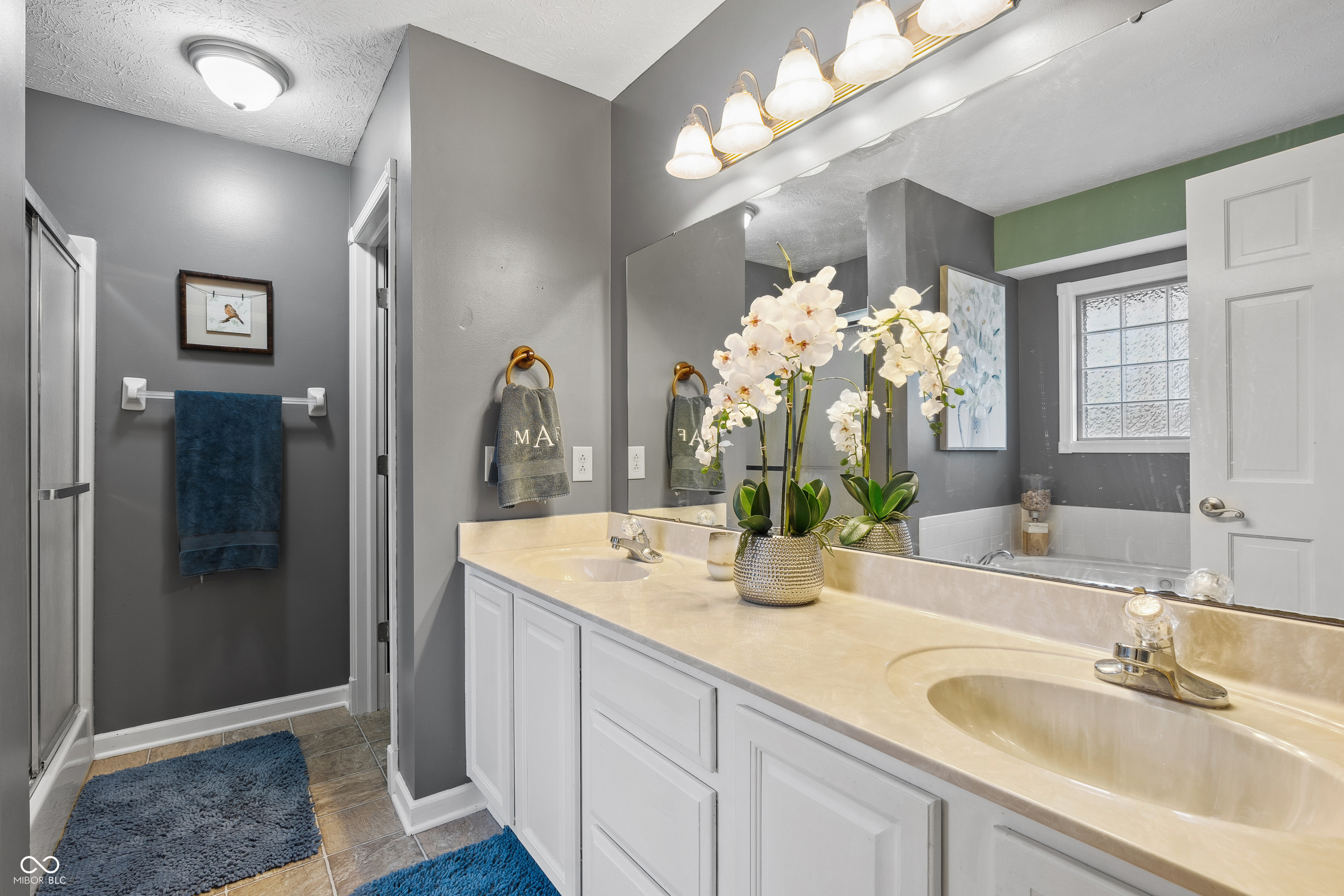 7426 Highpoint Circle