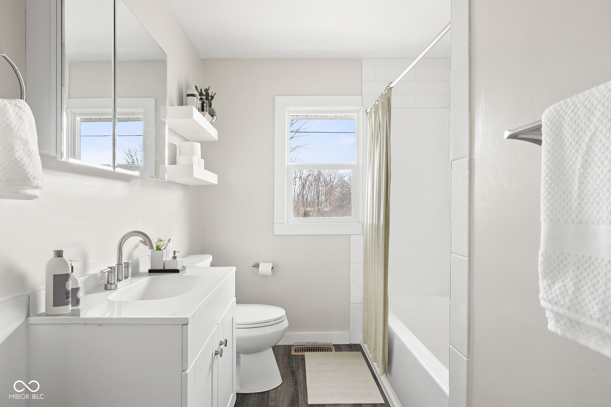 2521 Cicero Road